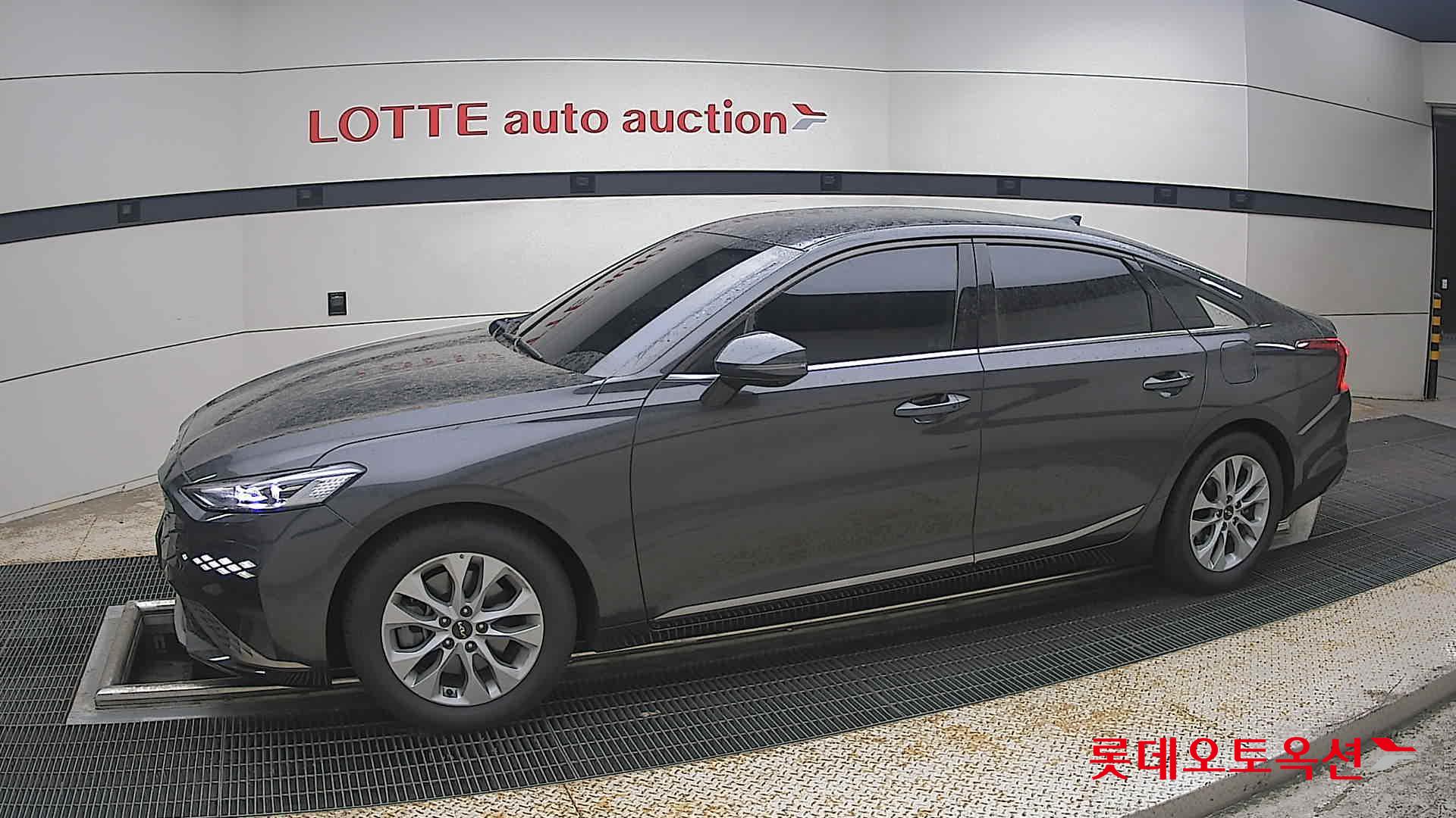 2022 - kia k8