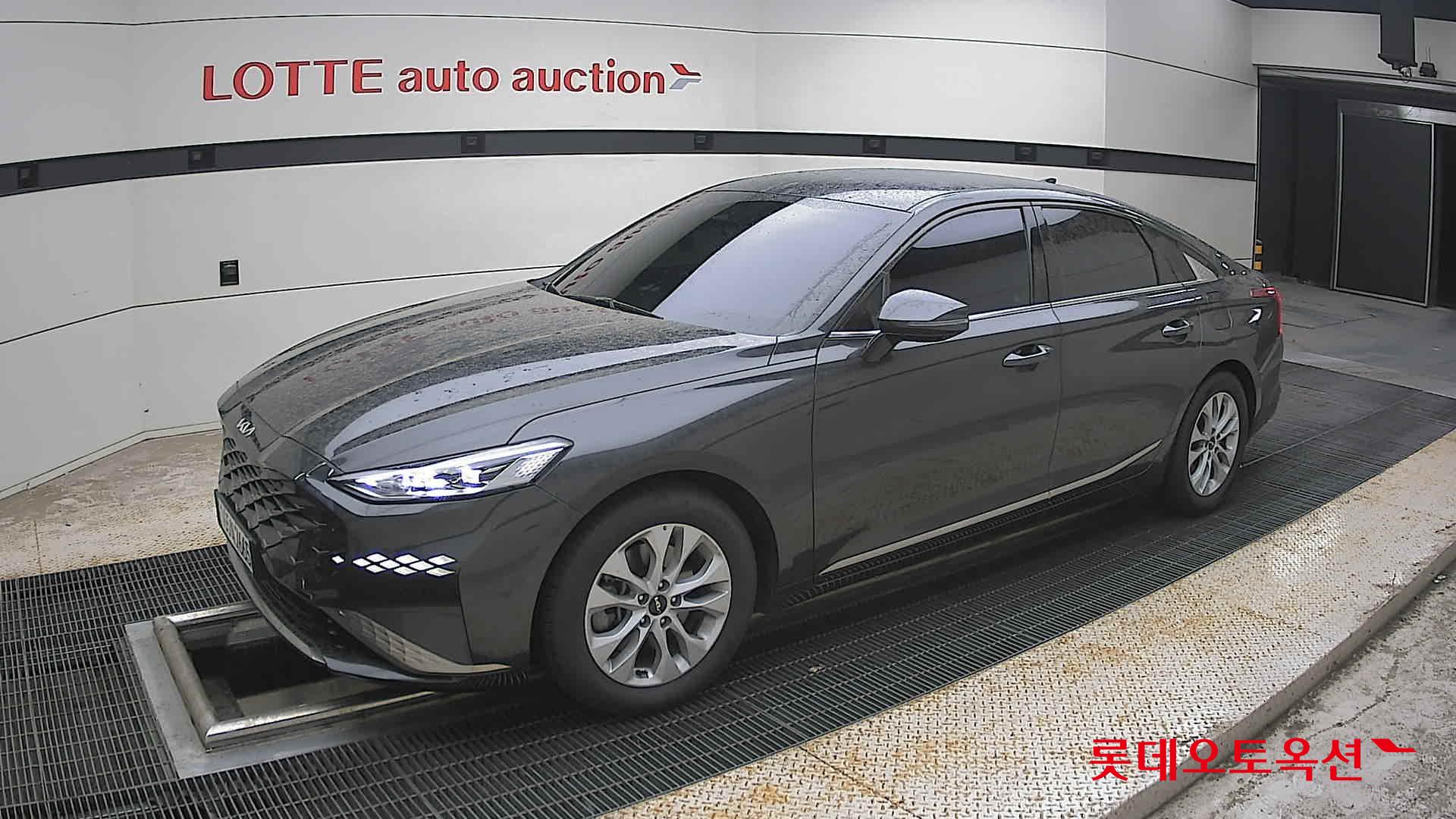 2022 - kia k8