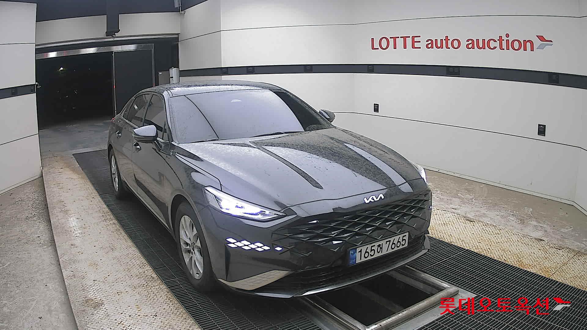 2022 - kia k8