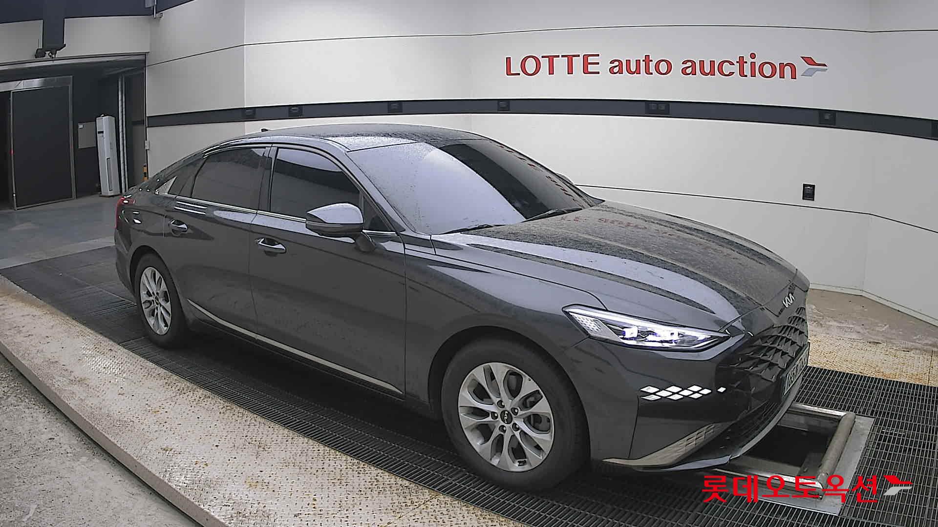 2022 - kia k8