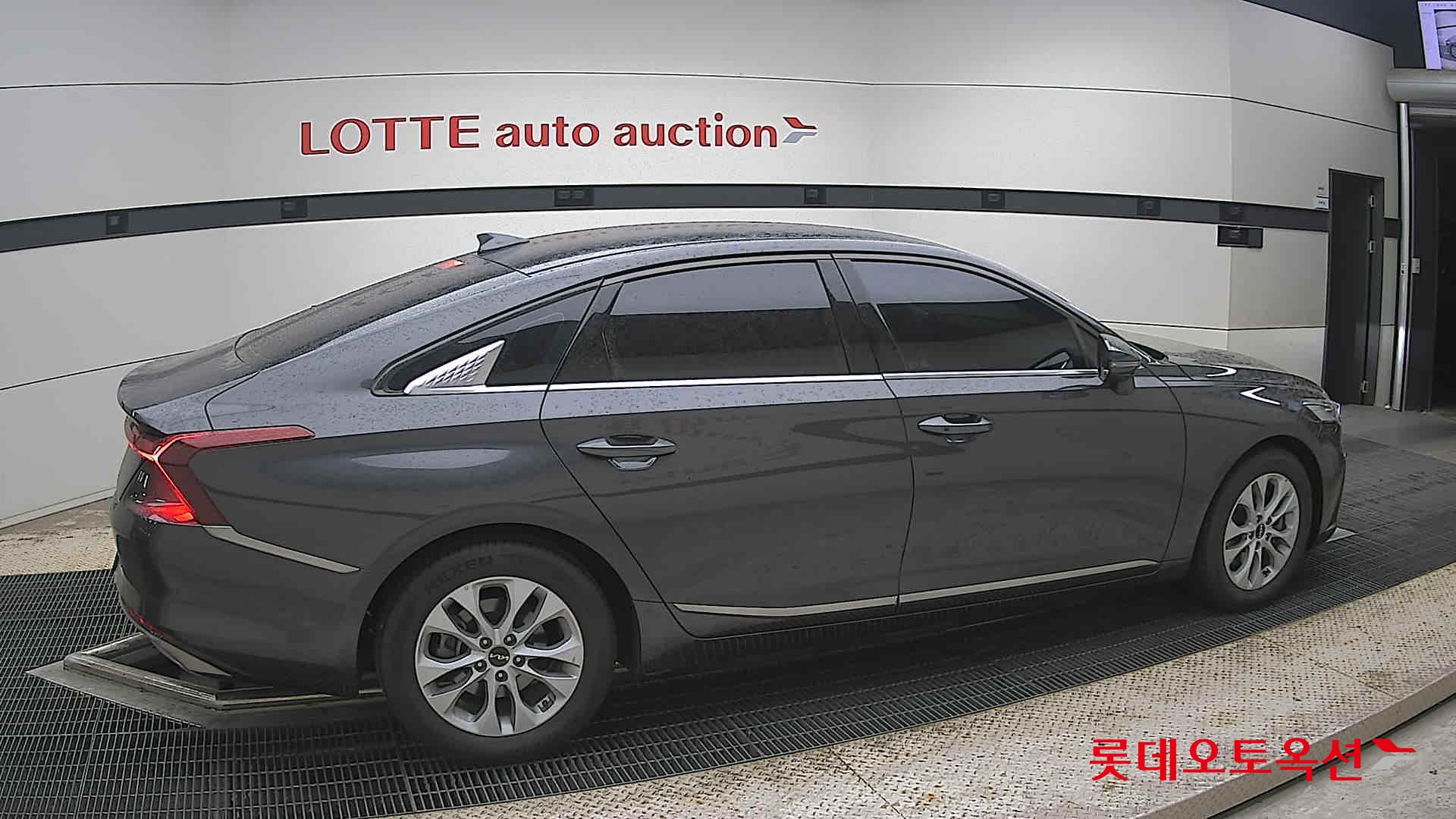 2022 - kia k8