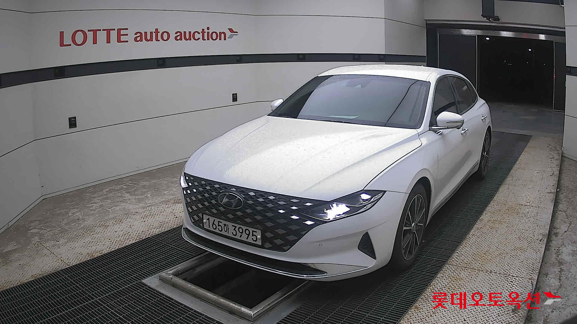 2022 - hyundai grandeur