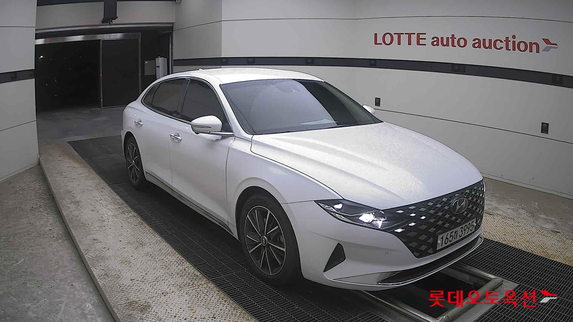 2022 - hyundai grandeur