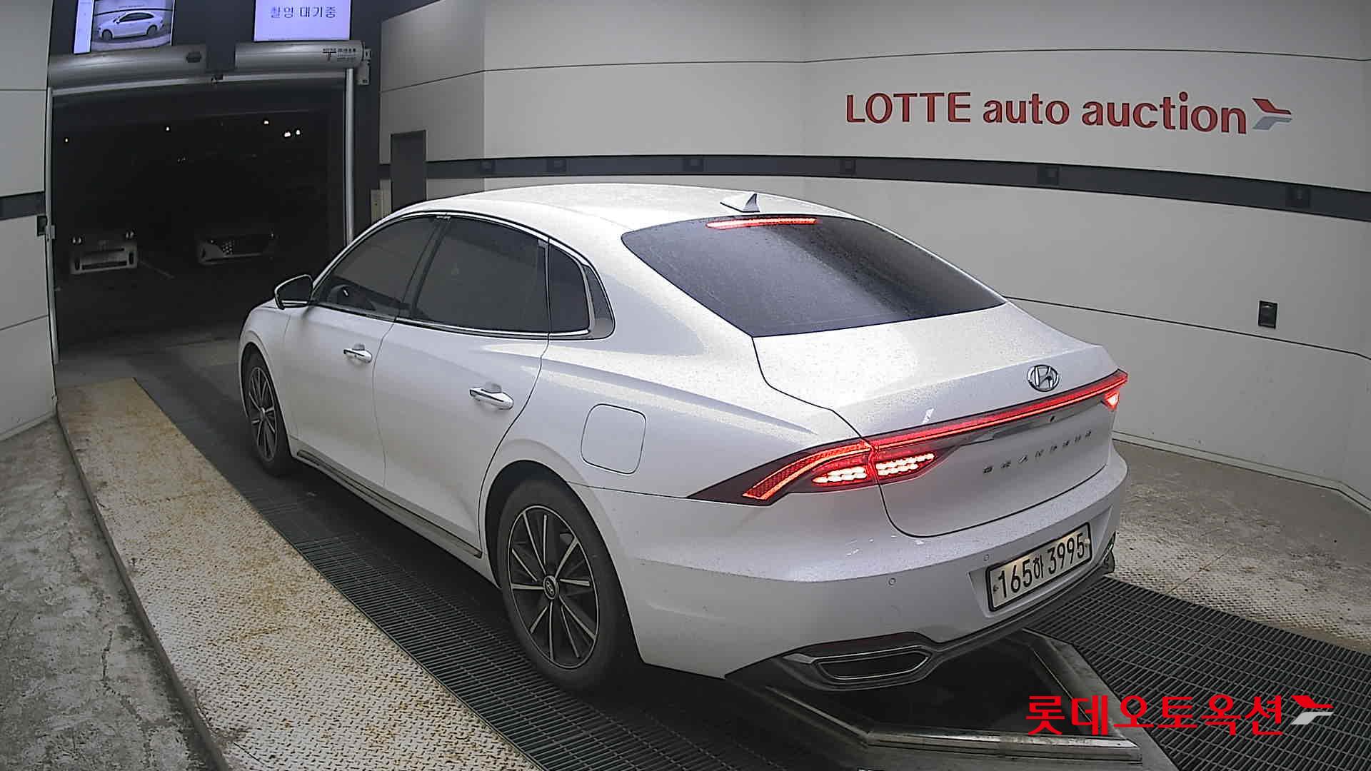 2022 - hyundai grandeur
