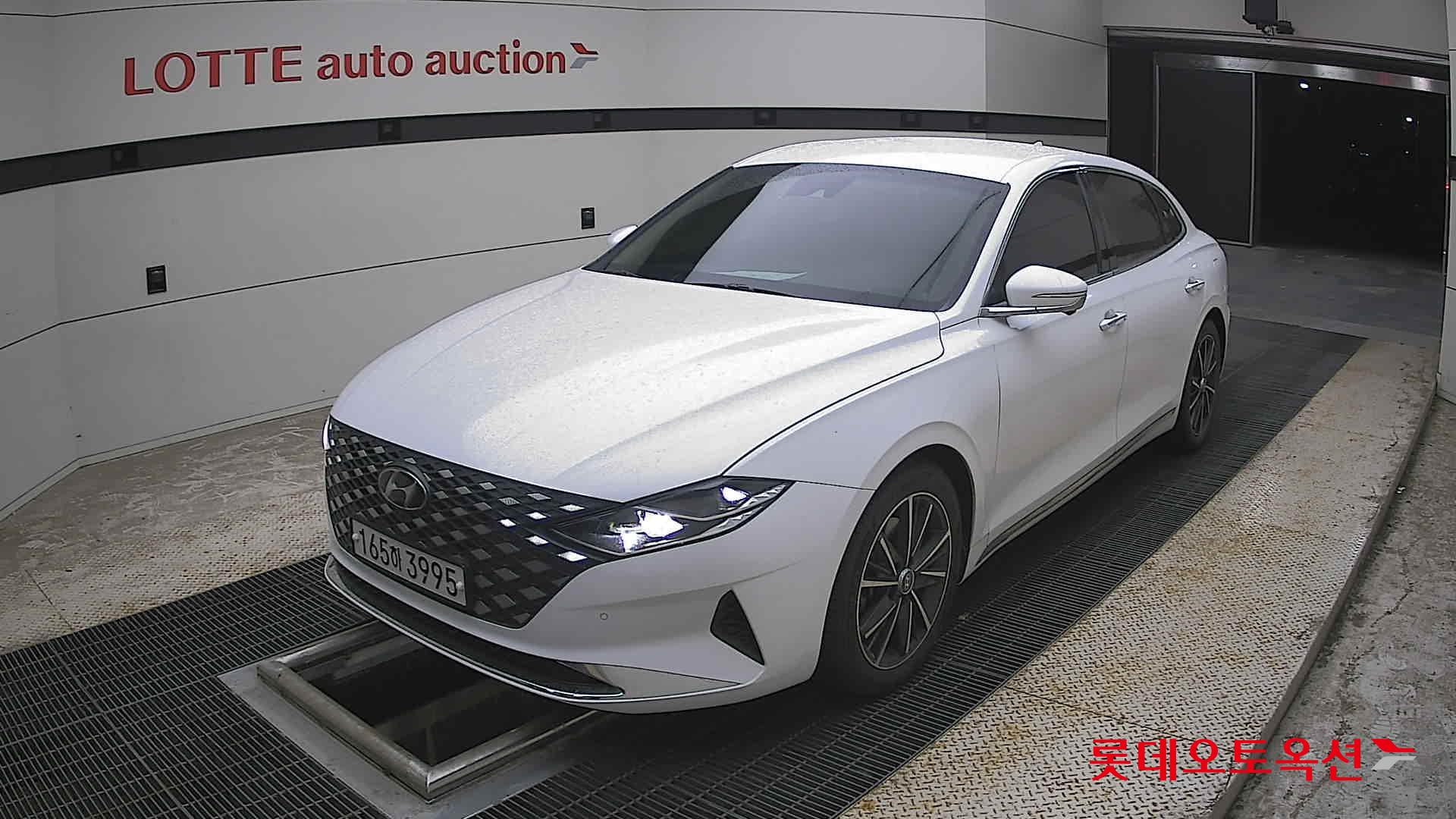 2022 - hyundai grandeur