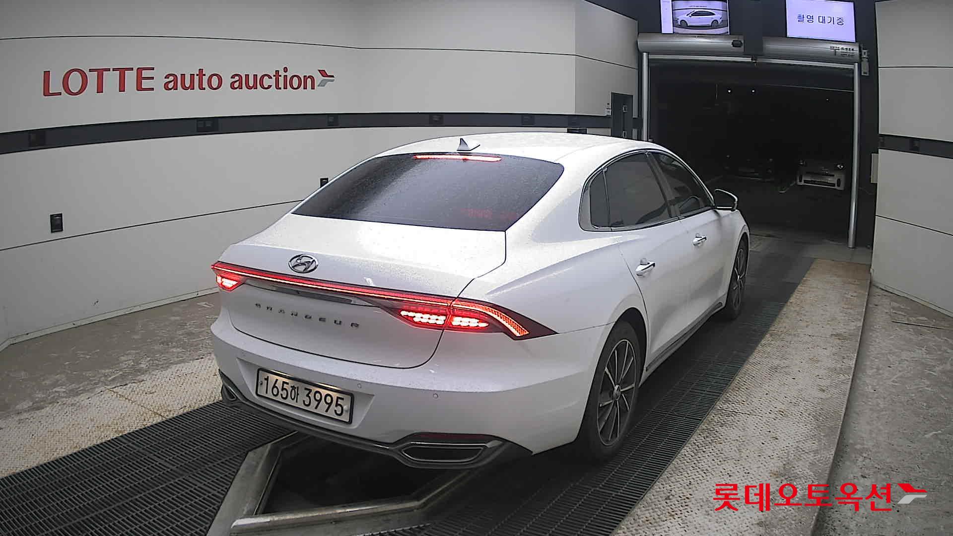 2022 - hyundai grandeur