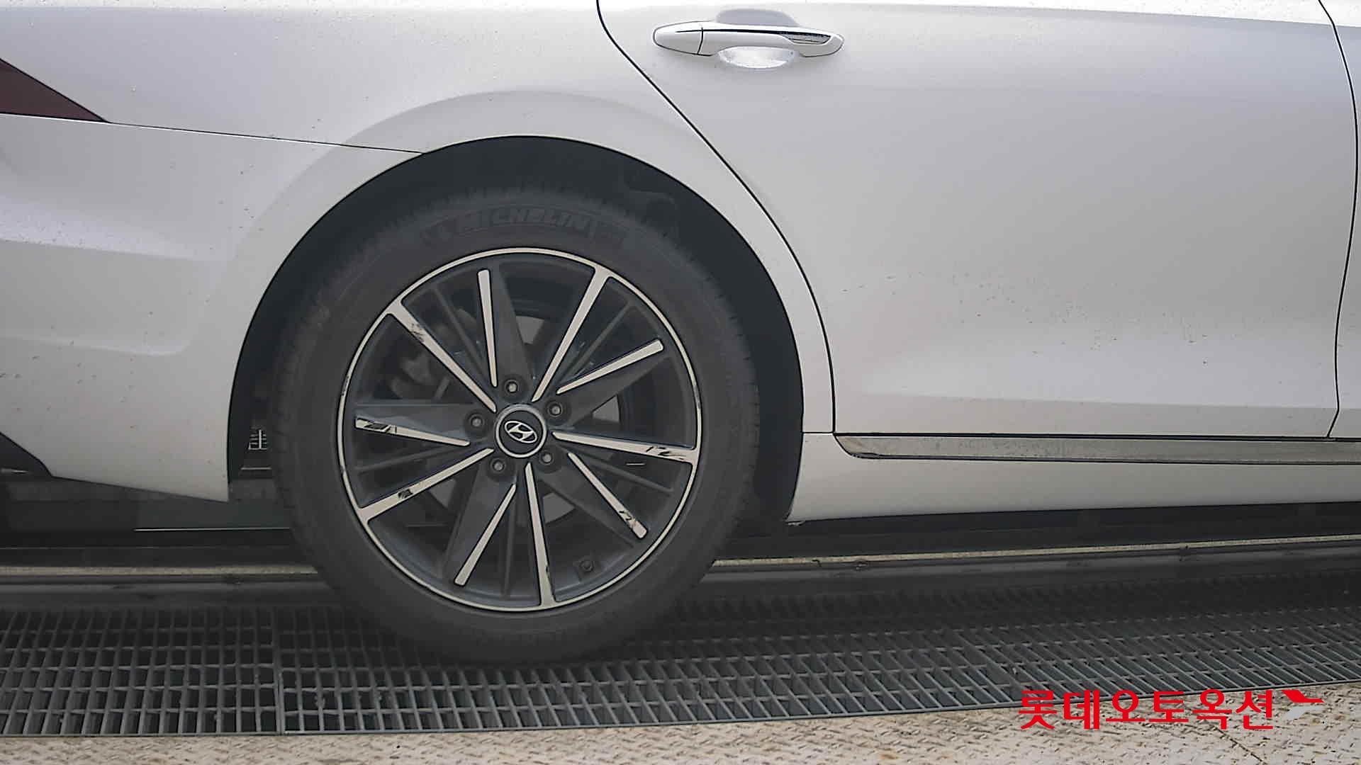 2022 - hyundai grandeur