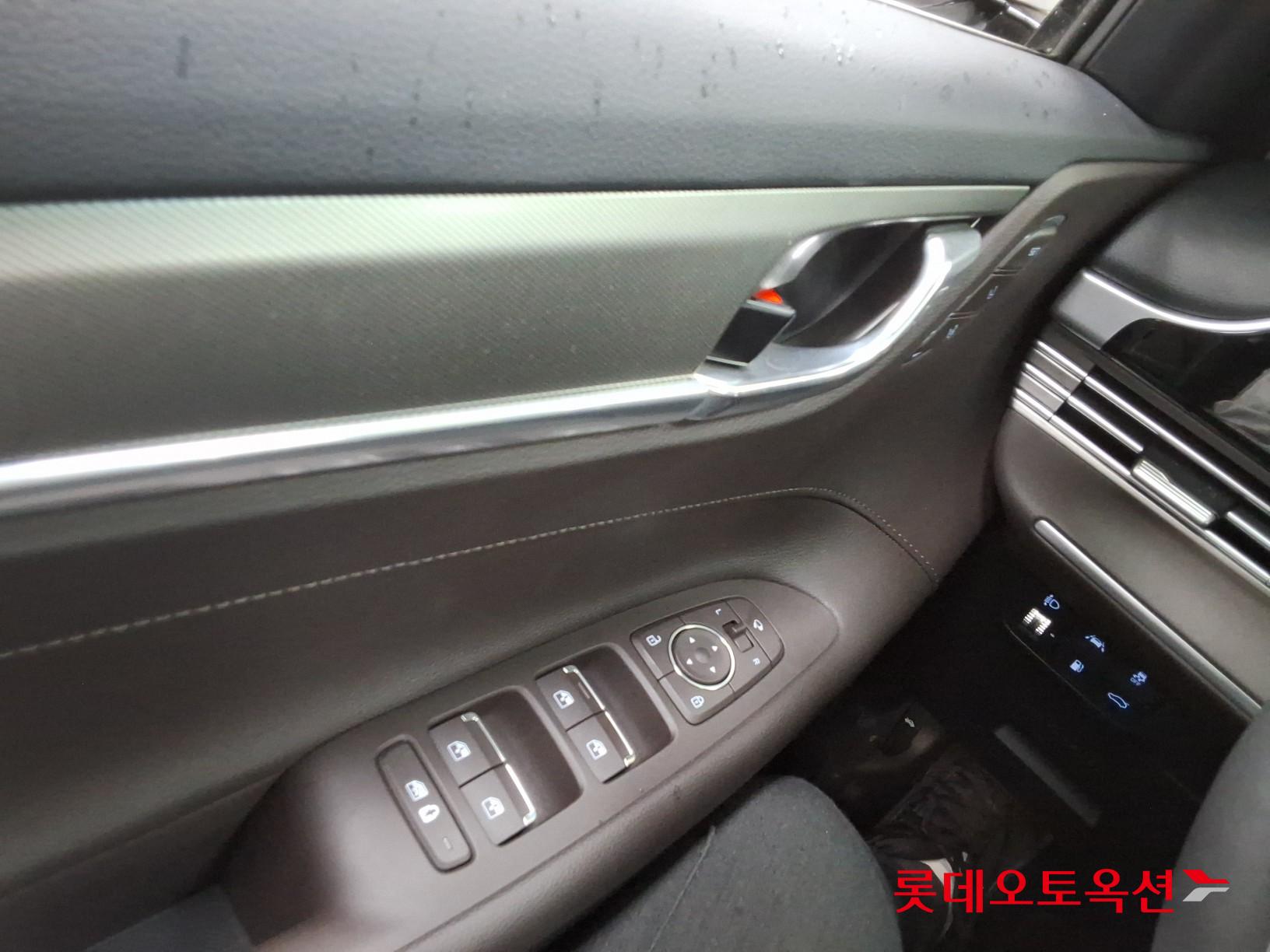 2022 - hyundai grandeur