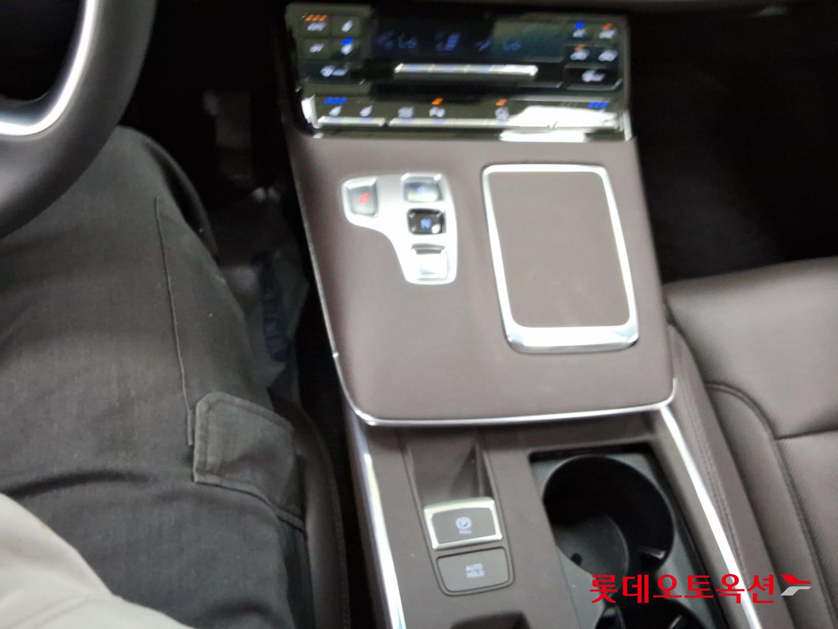 2022 - hyundai grandeur