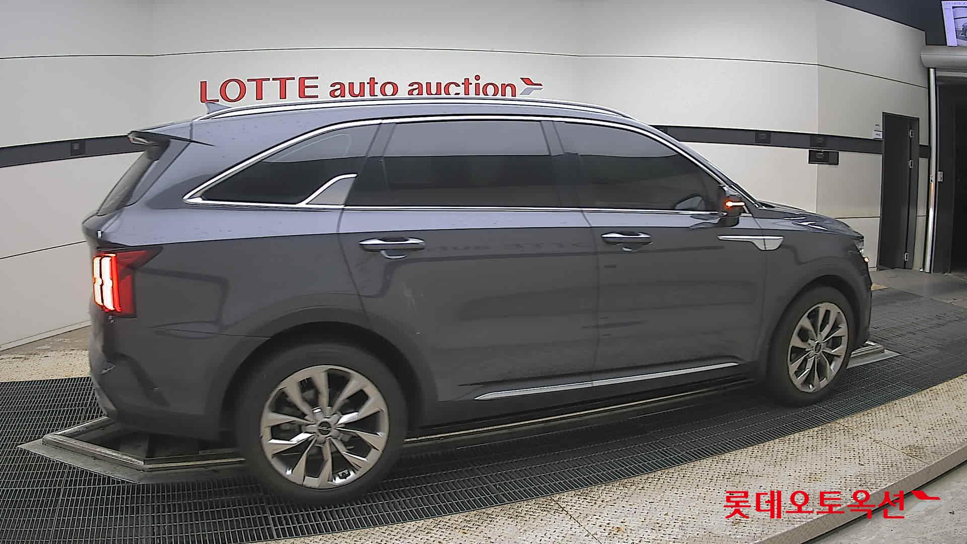 2022 - kia sorento