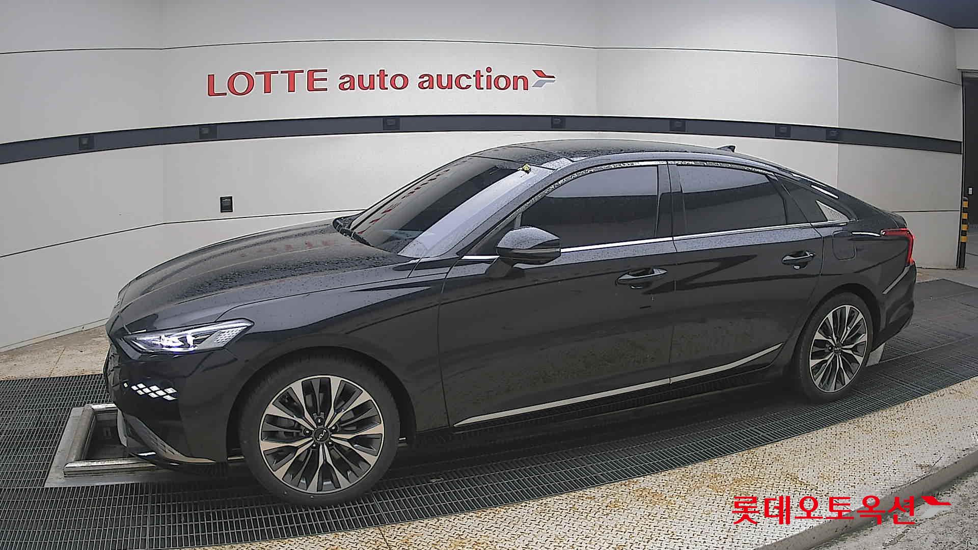 2022 - kia k8
