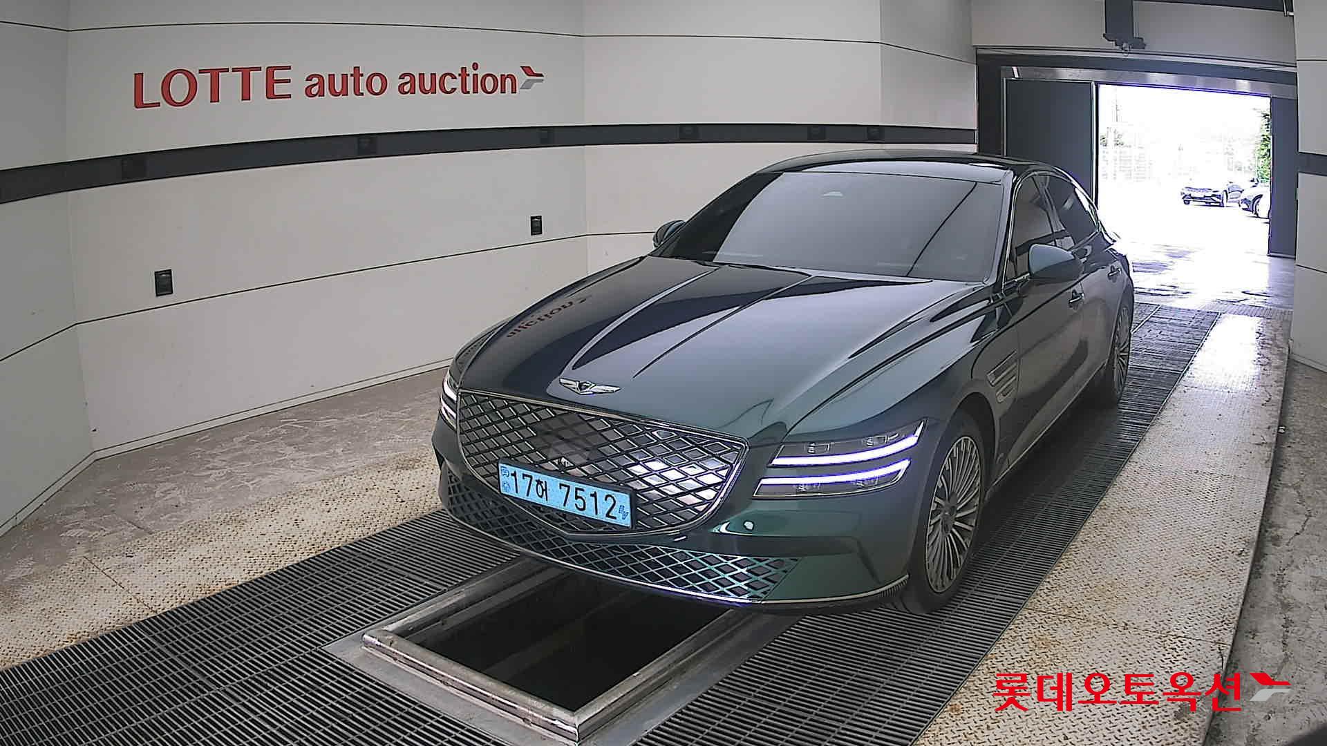 2022 - genesis g80