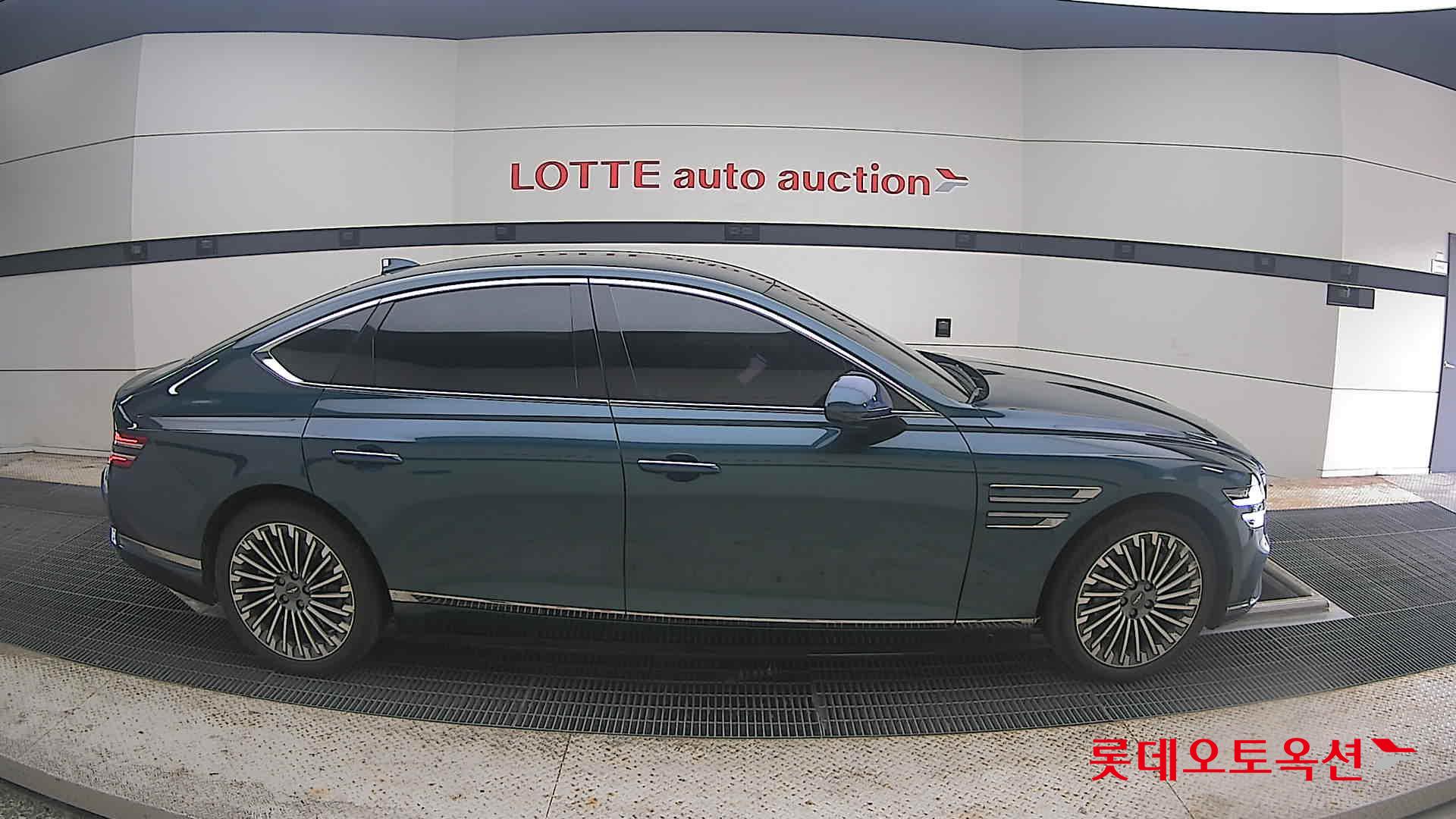 2022 - genesis g80