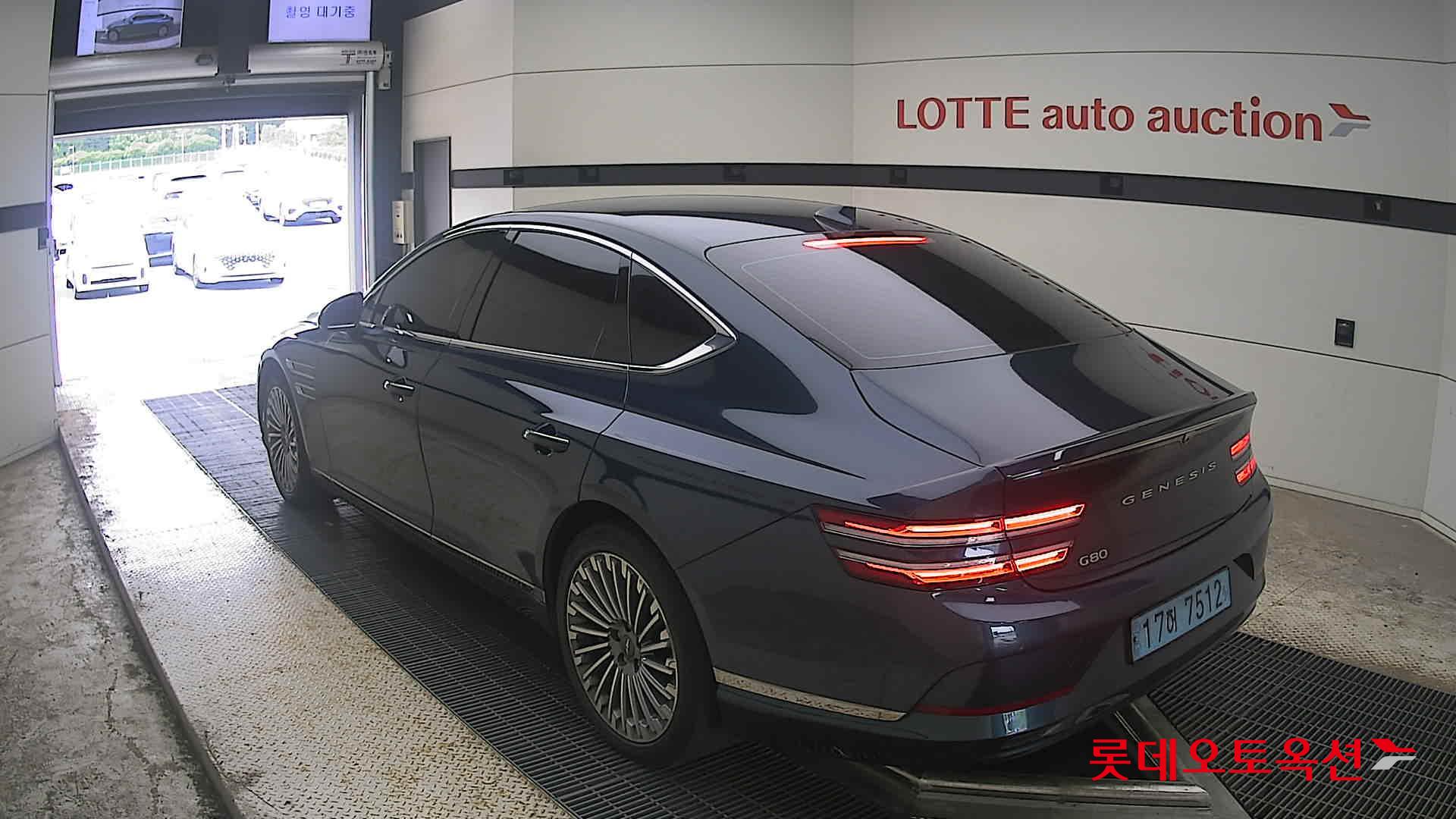2022 - genesis g80
