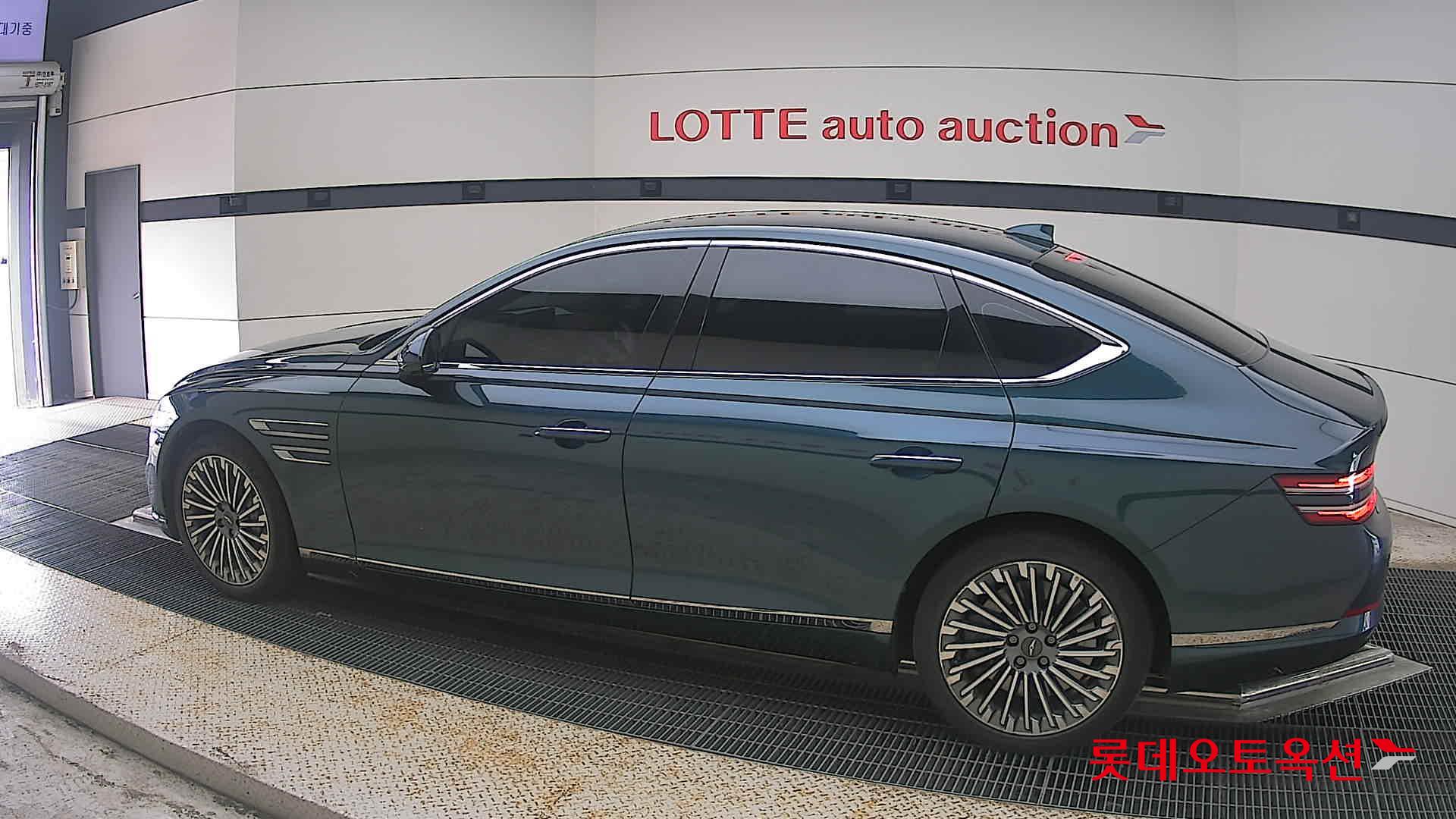 2022 - genesis g80