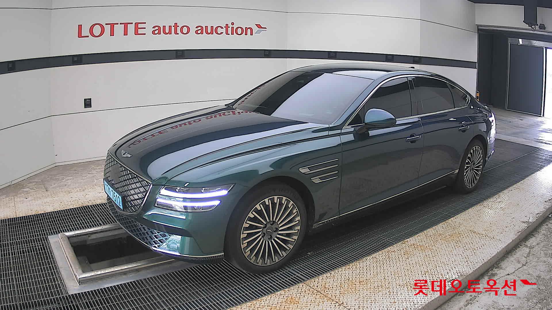 2022 - genesis g80