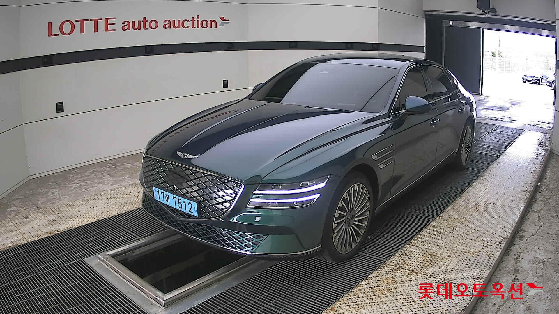 2022 - genesis g80