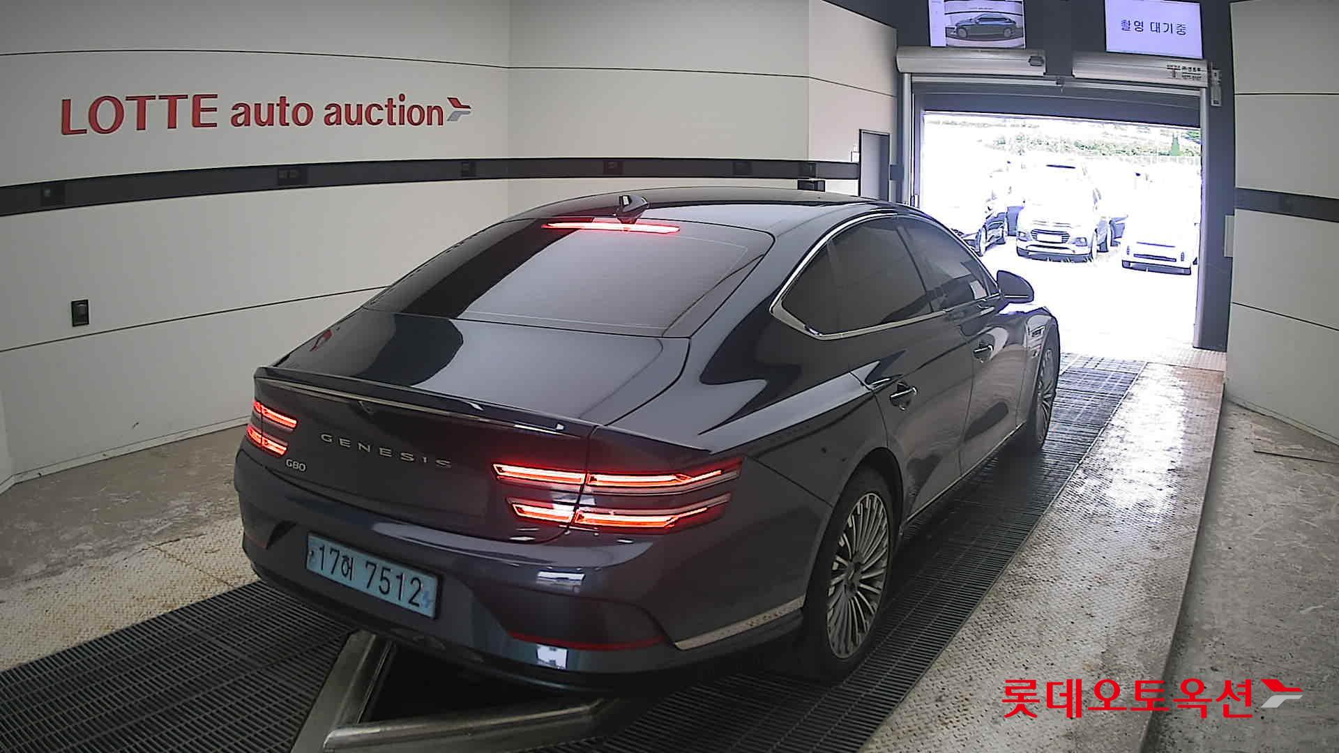 2022 - genesis g80
