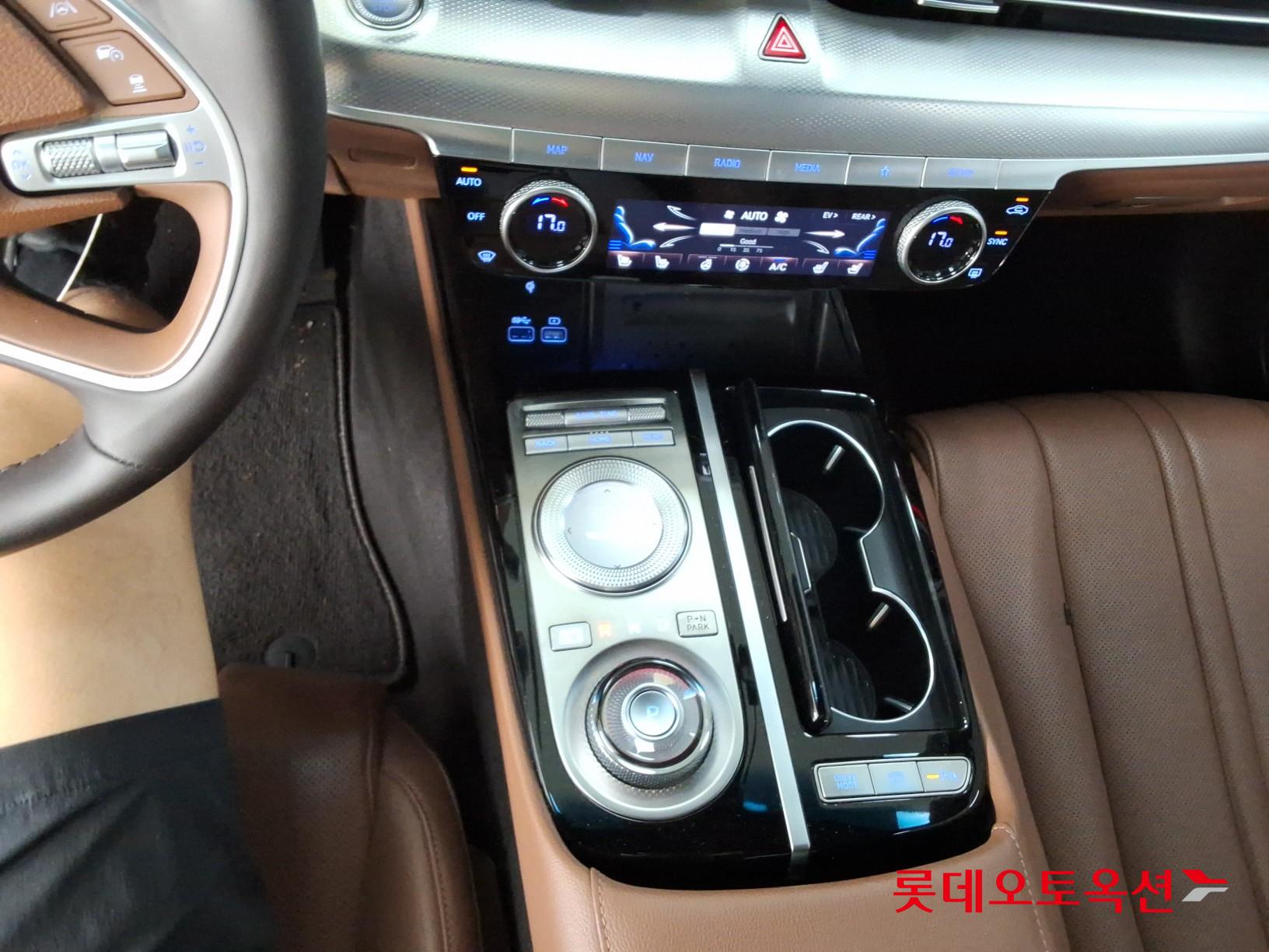 2022 - genesis g80