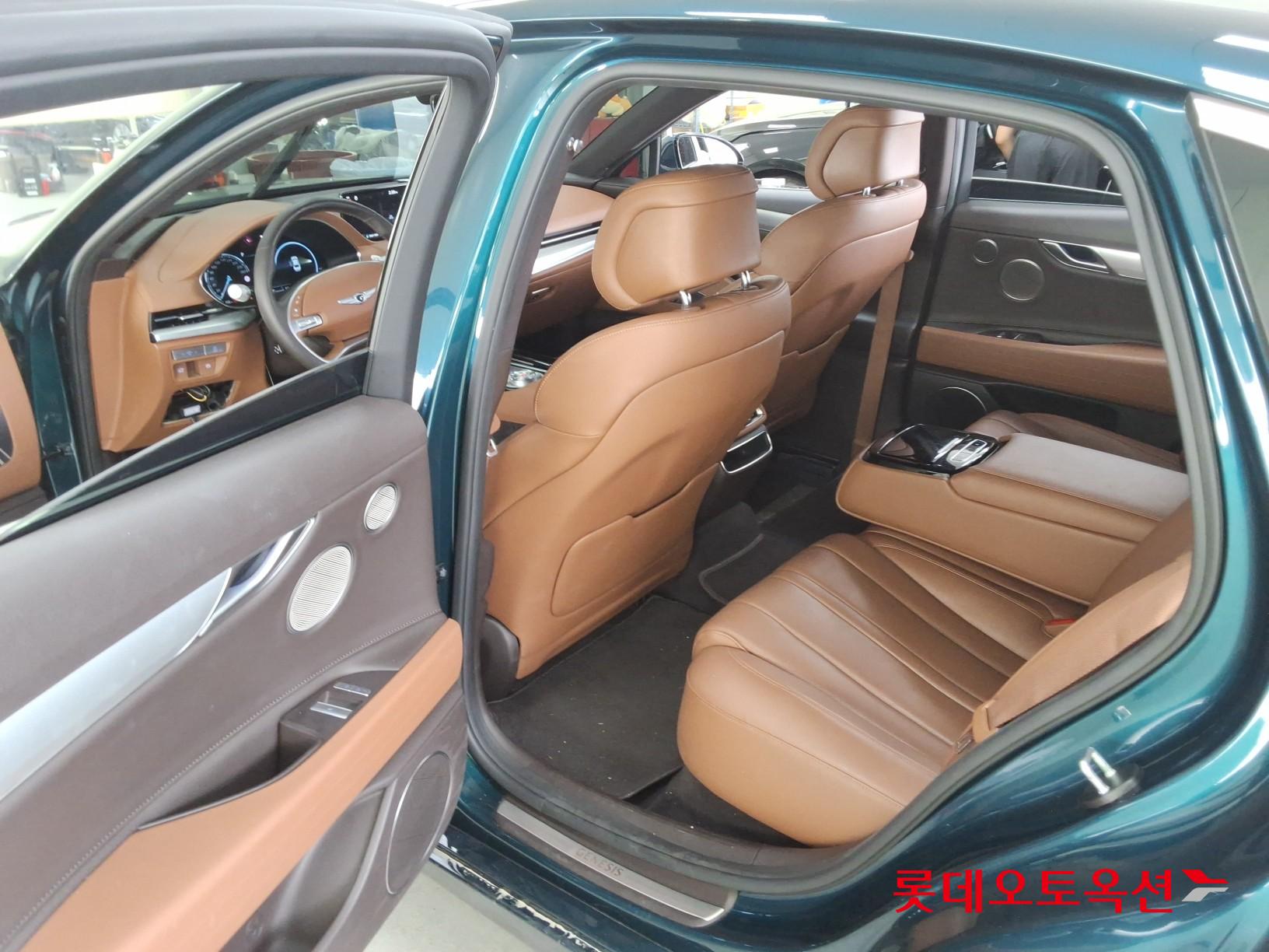 2022 - genesis g80