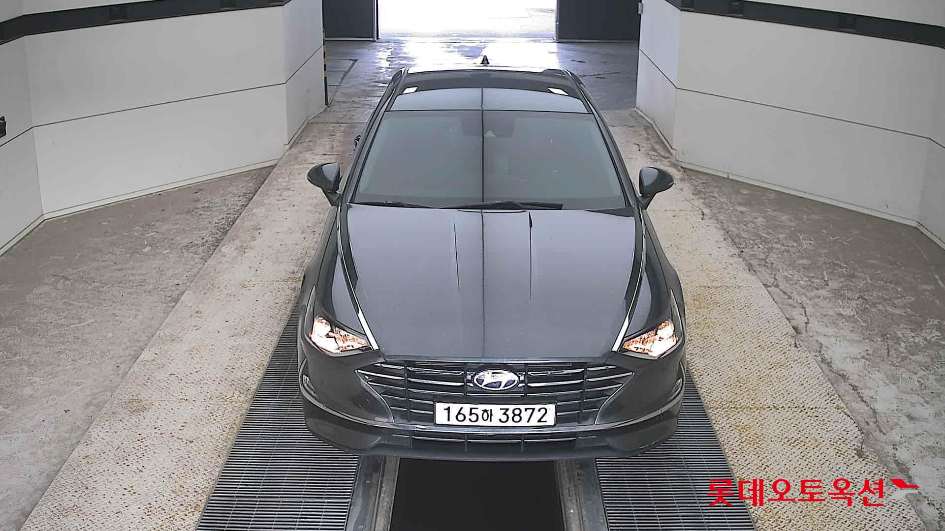 SONATA DN8 ()