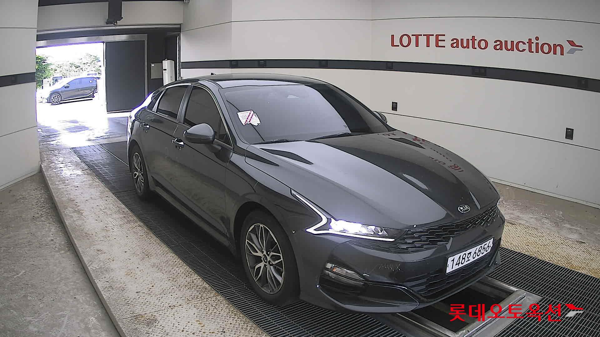 2021 - kia k5