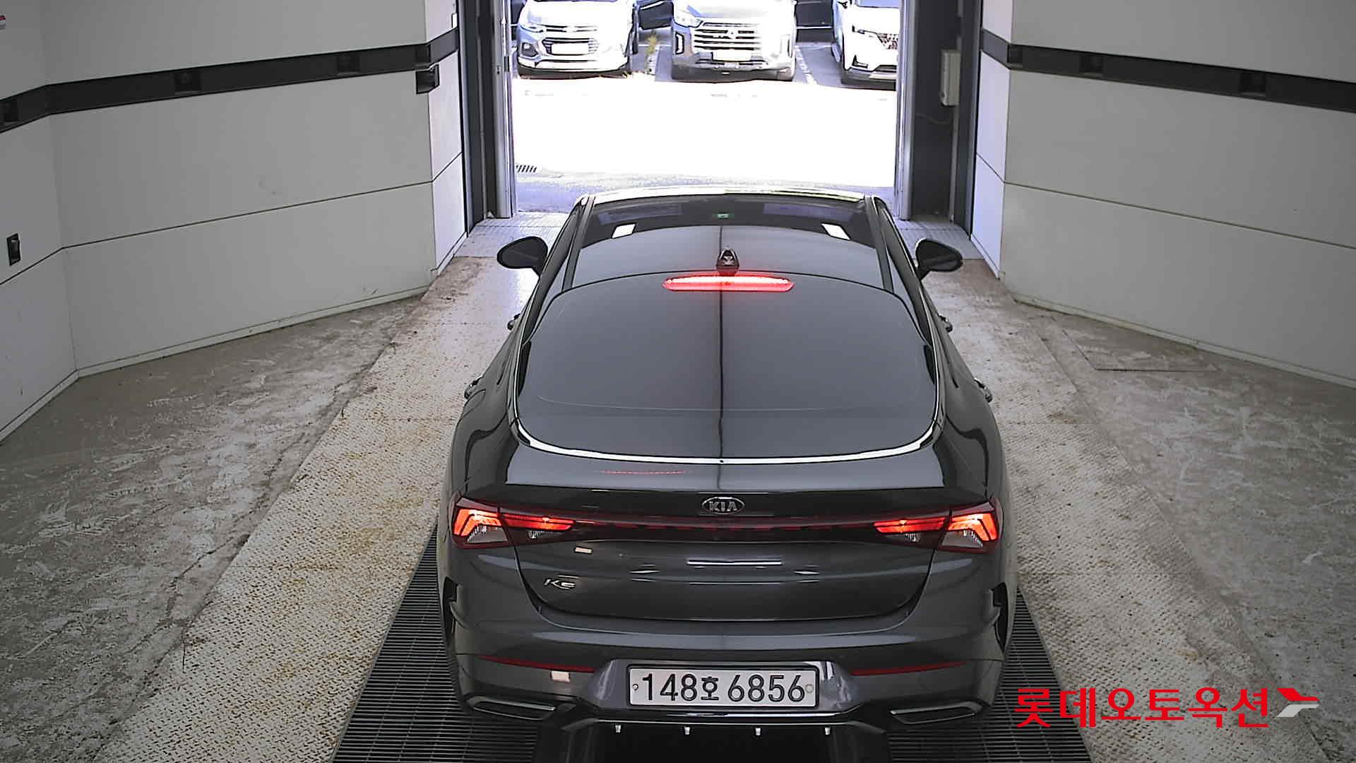 2021 - kia k5