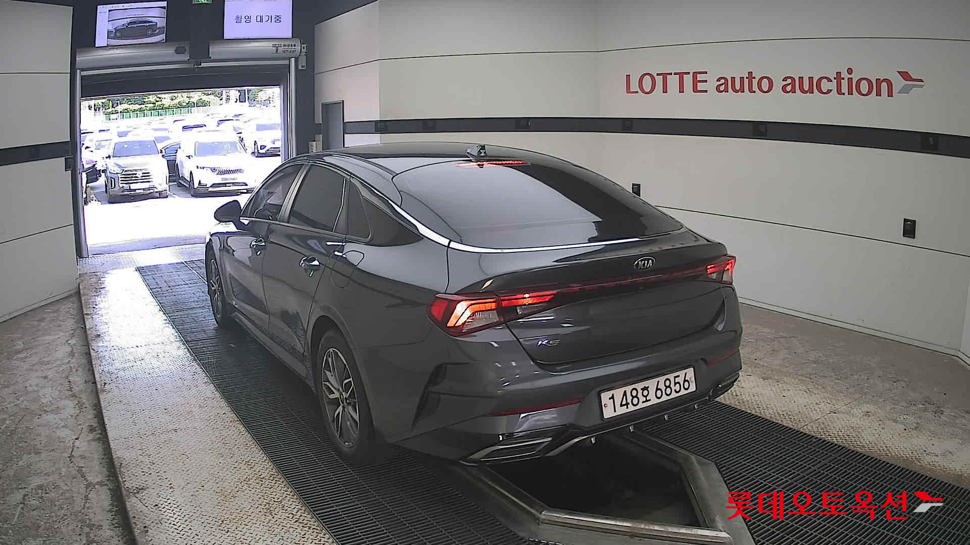 2021 - kia k5