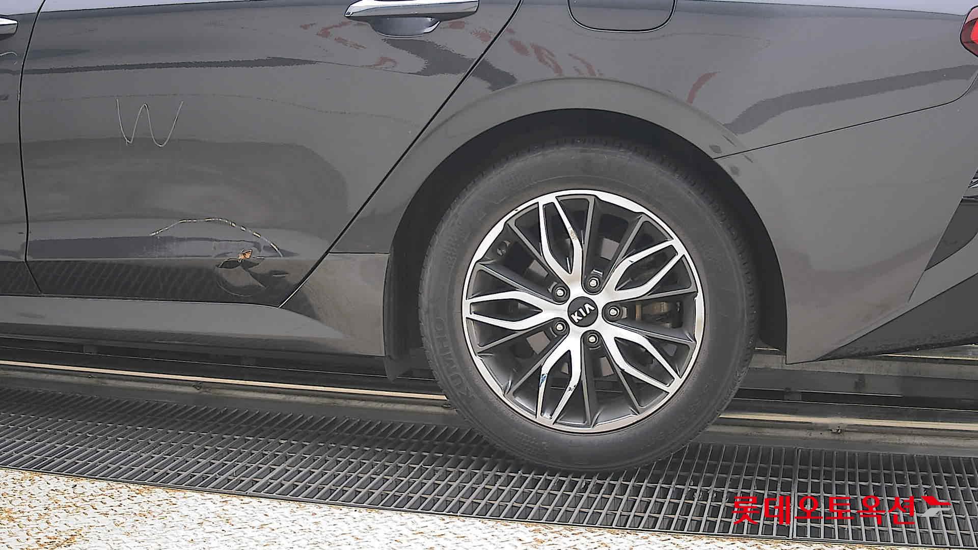 2021 - kia k5