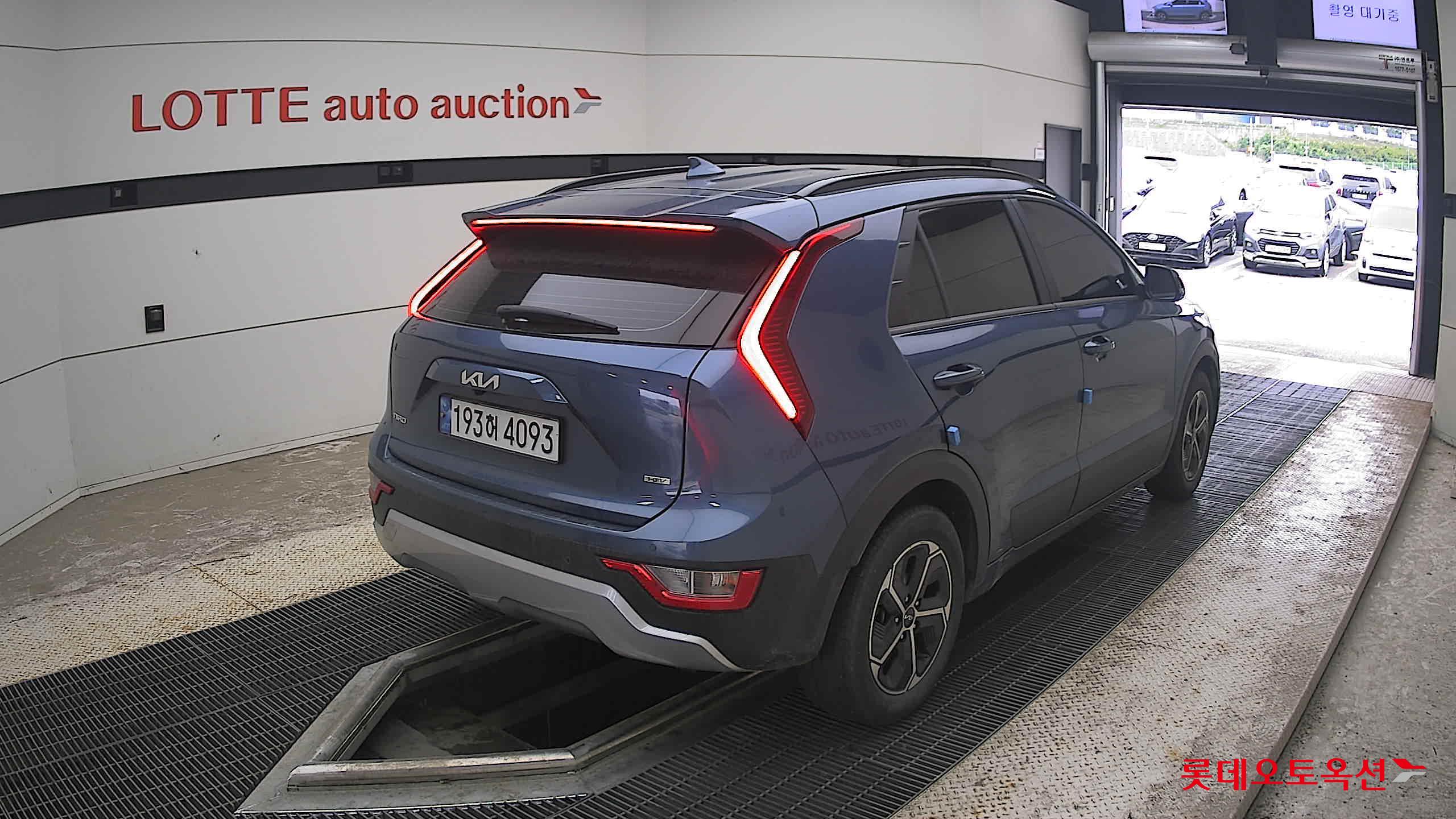 2022 - kia niro