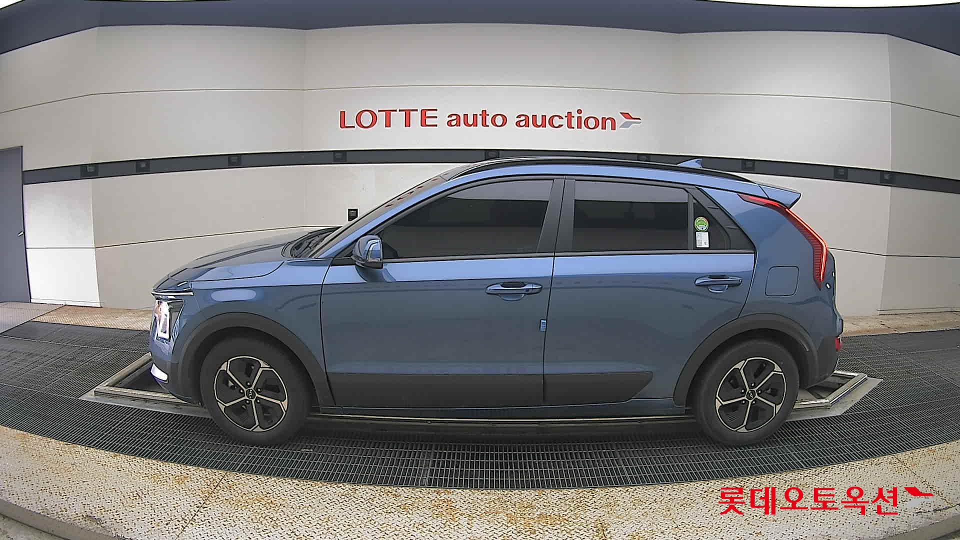 2022 - kia niro
