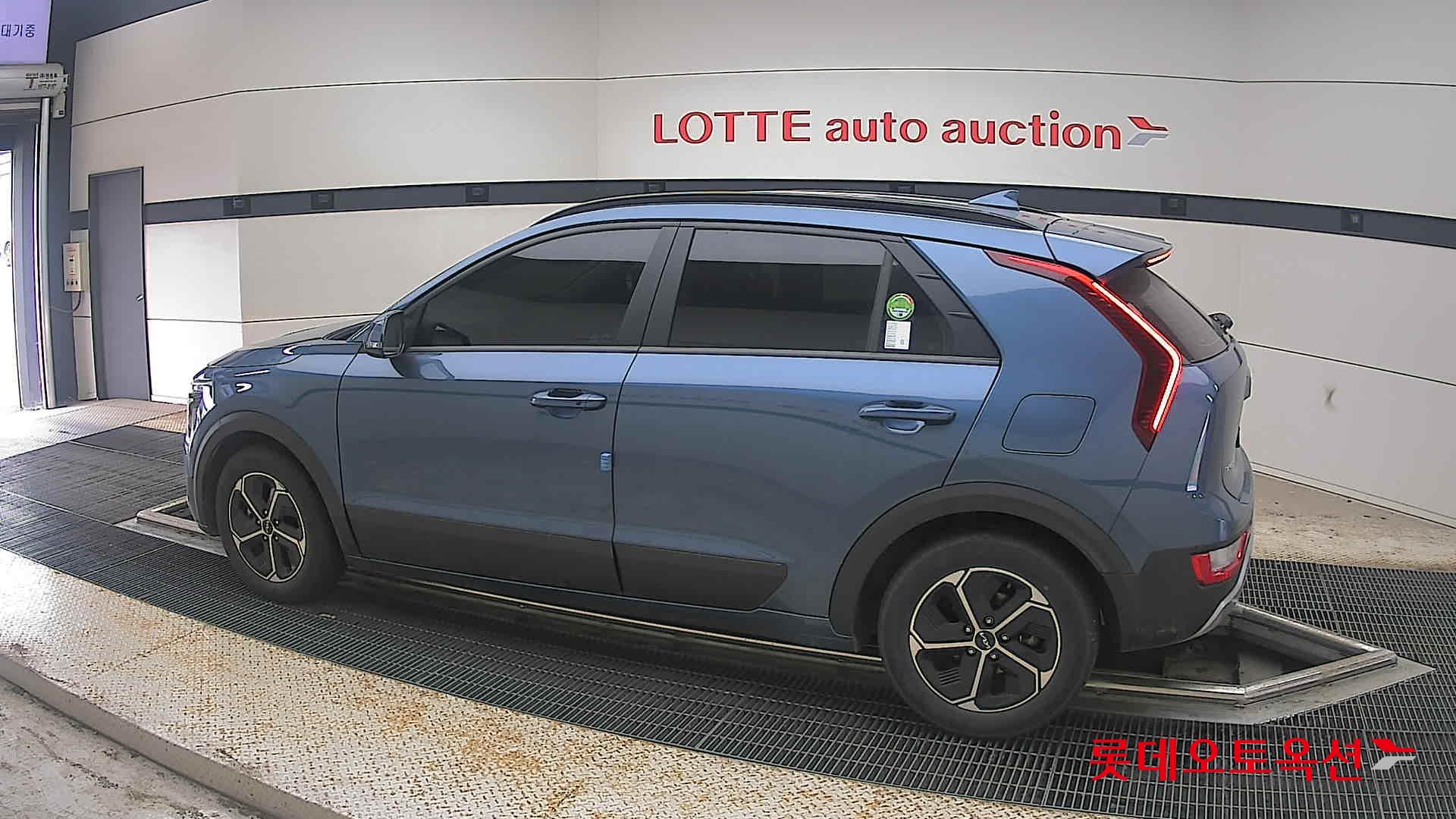 2022 - kia niro