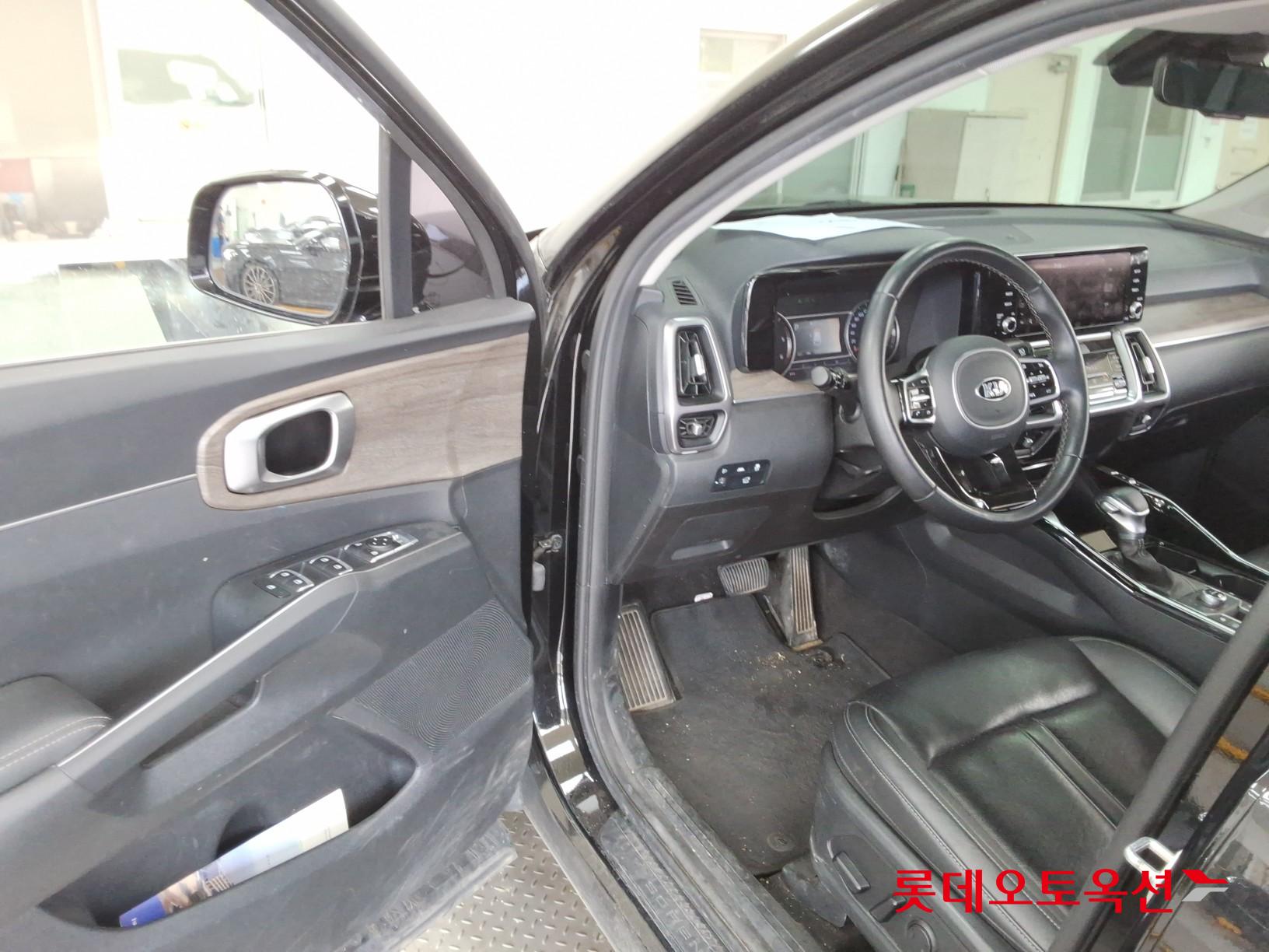 2021 - kia sorento