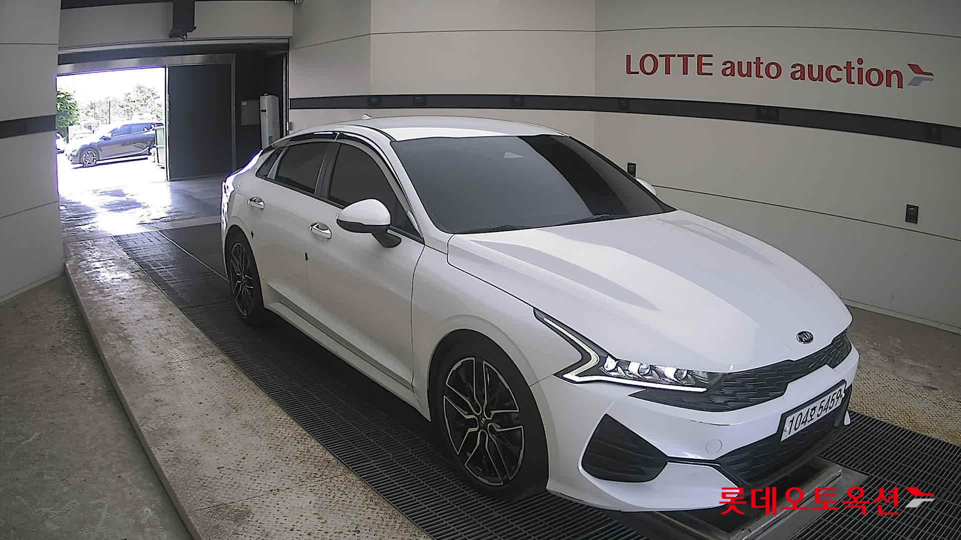 2020 - kia k5