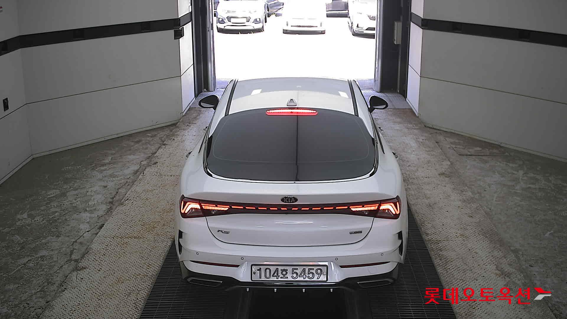 2020 - kia k5