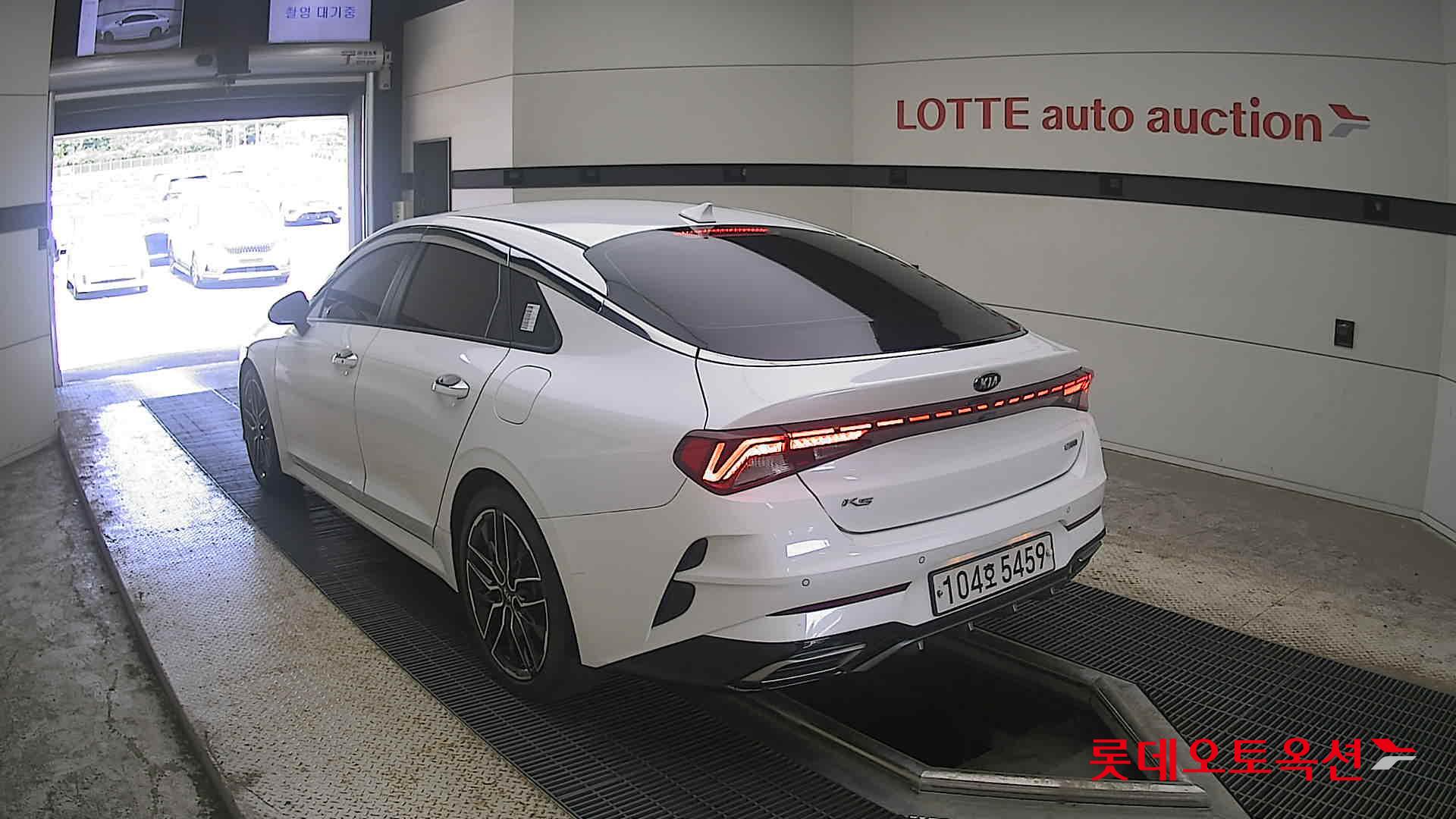 2020 - kia k5