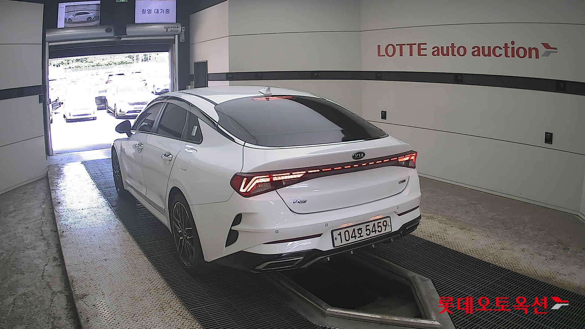 2020 - kia k5