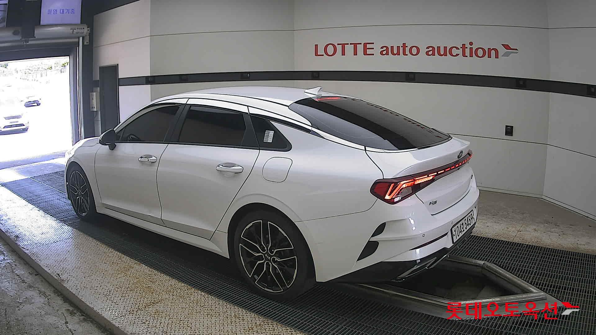 2020 - kia k5