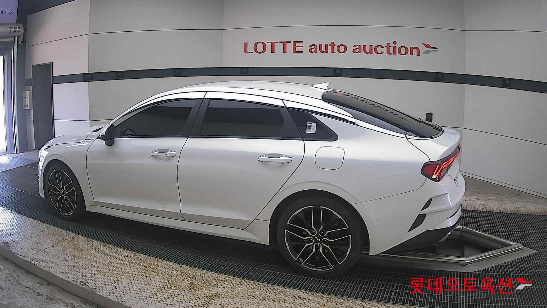 2020 - kia k5