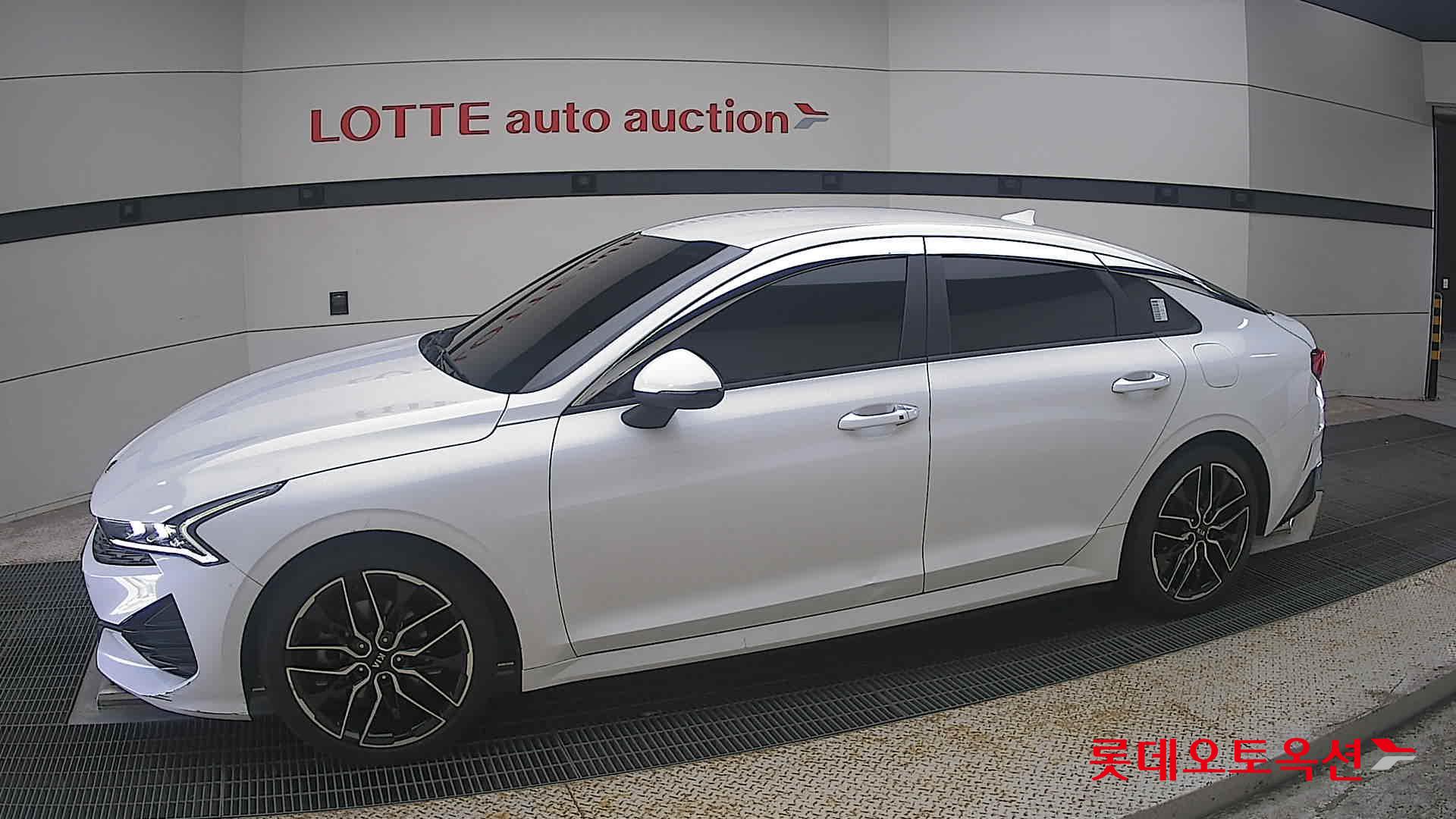 2020 - kia k5