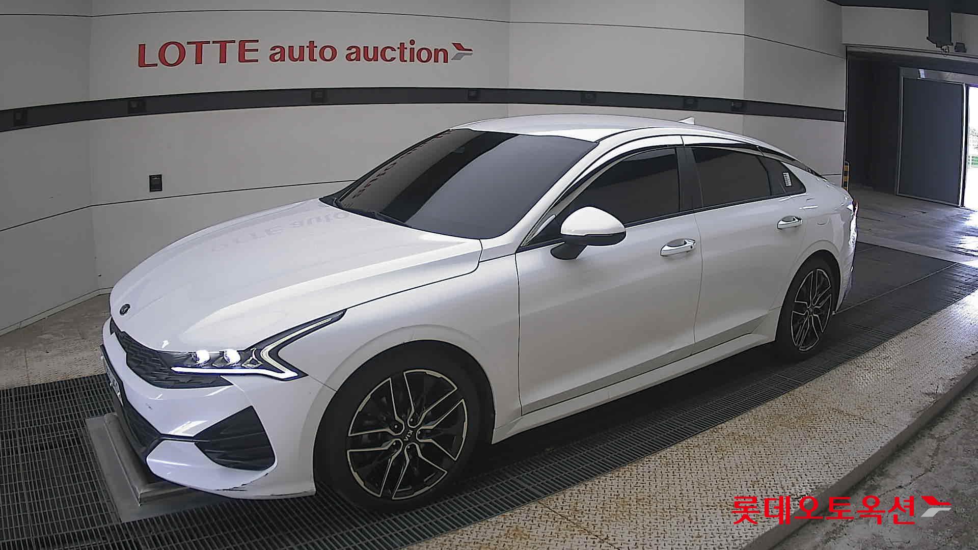 2020 - kia k5