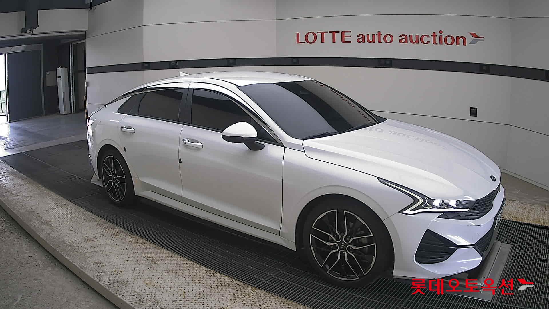 2020 - kia k5