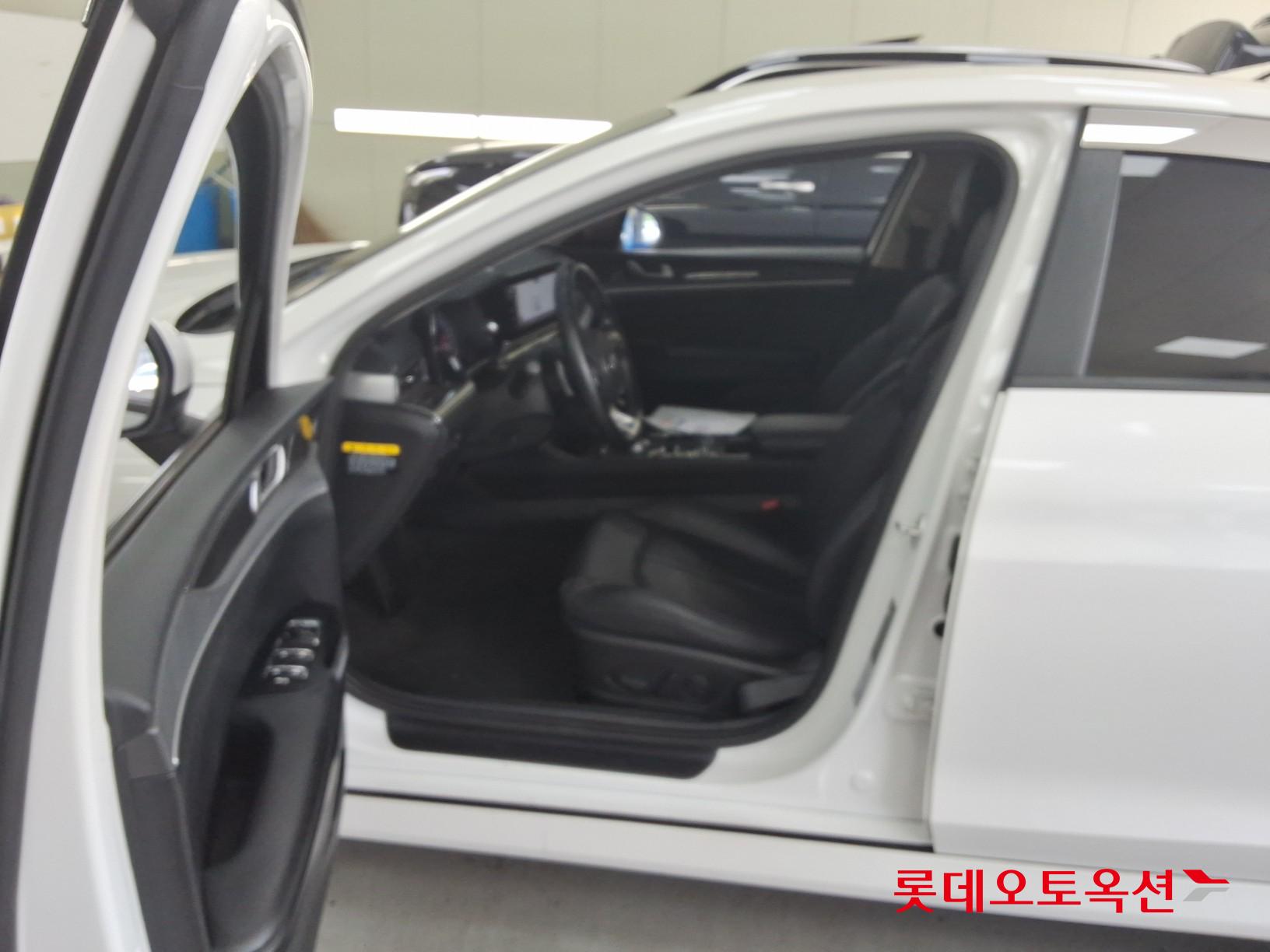 2020 - kia k5