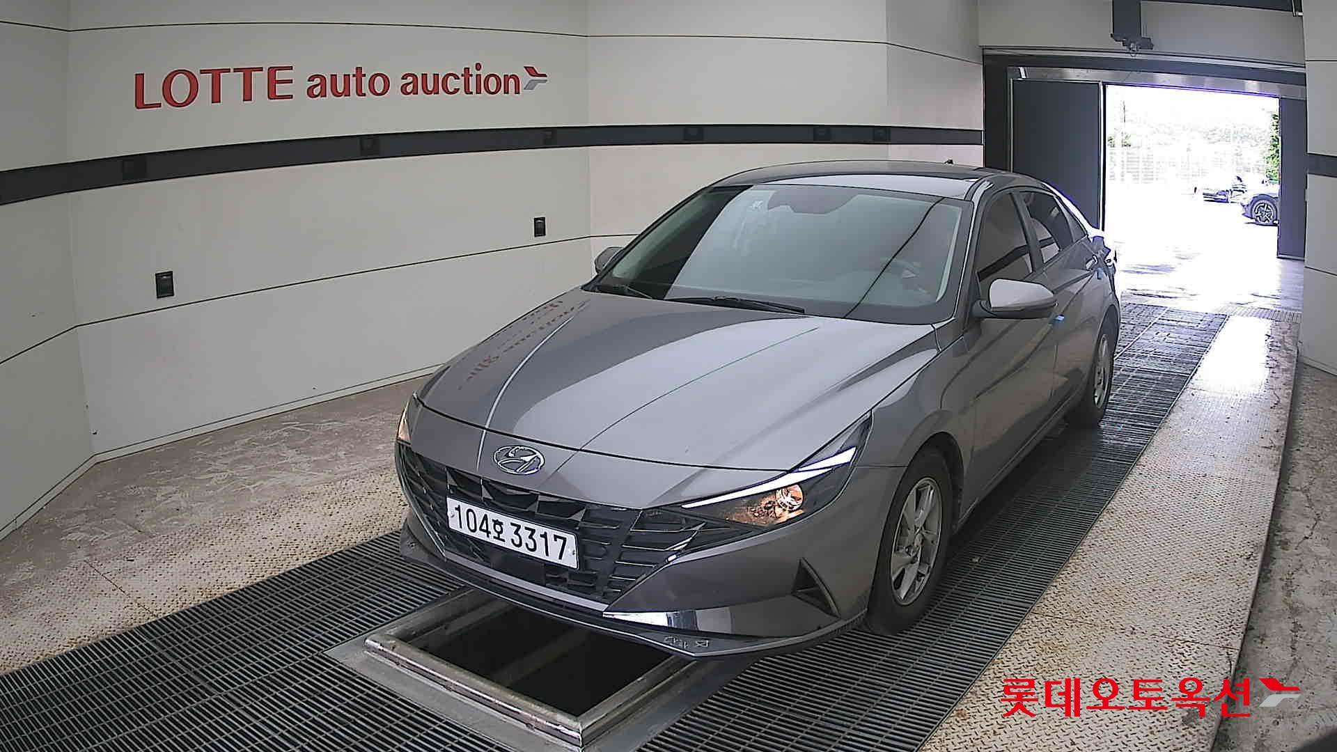 2021 - hyundai avante