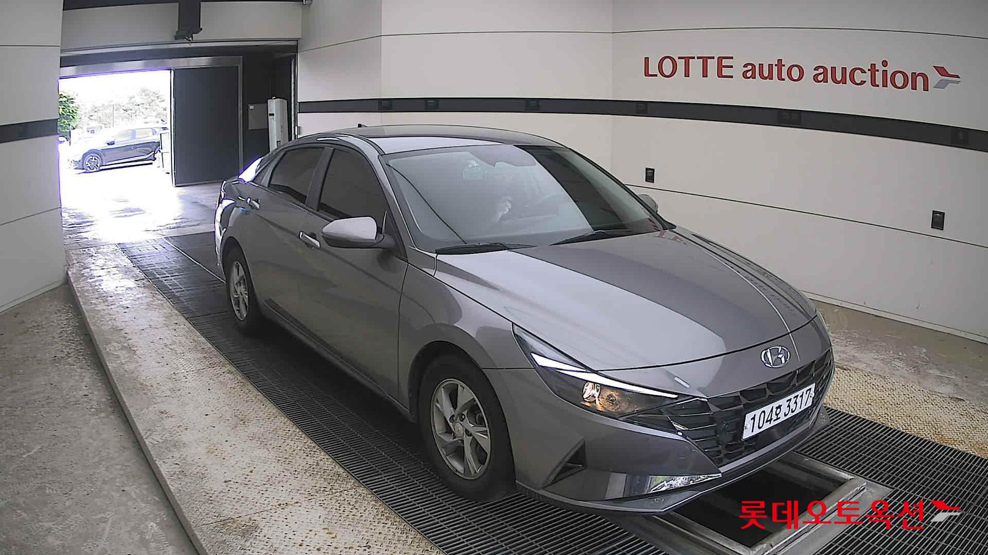 2021 - hyundai avante