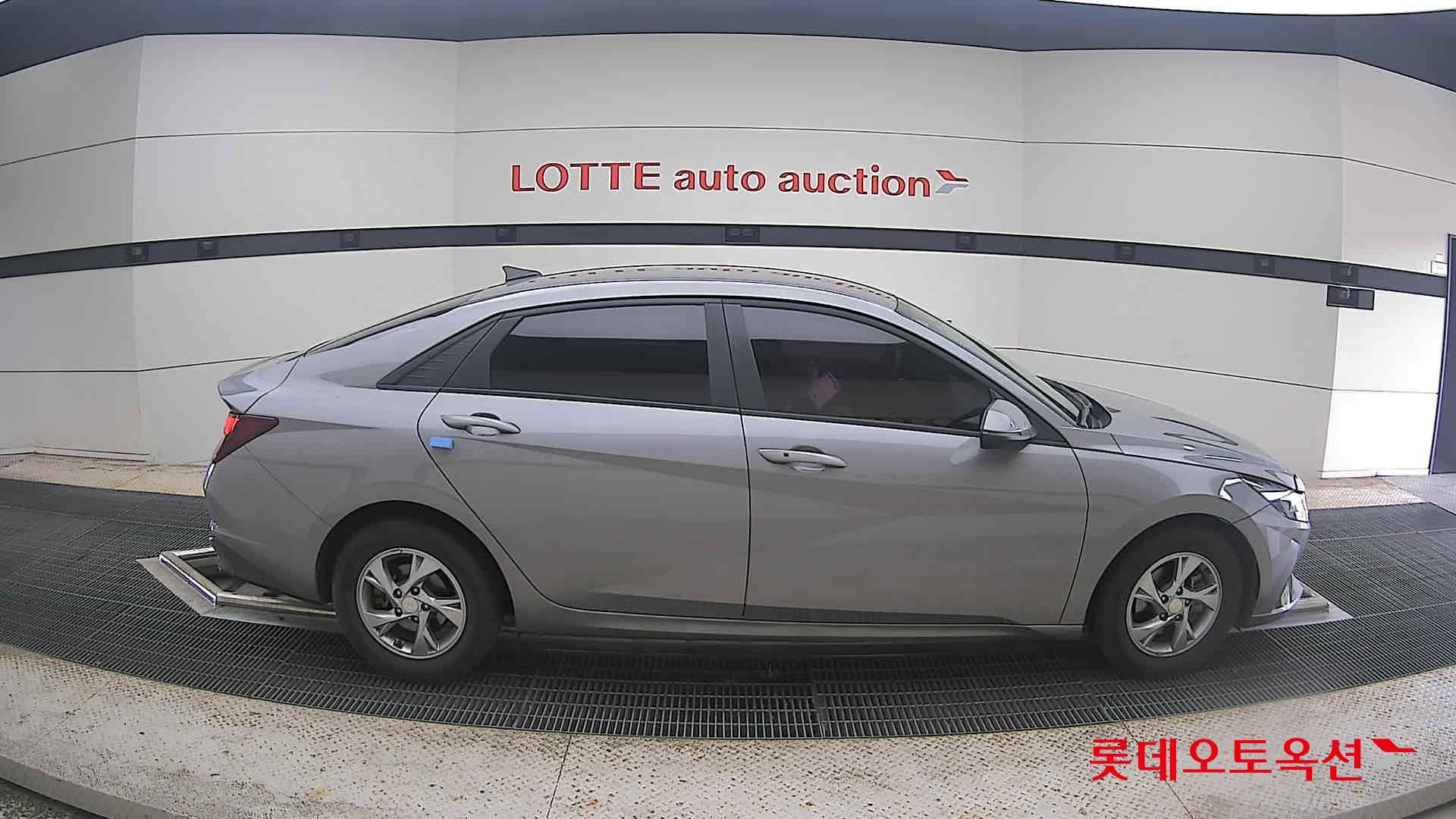 2021 - hyundai avante