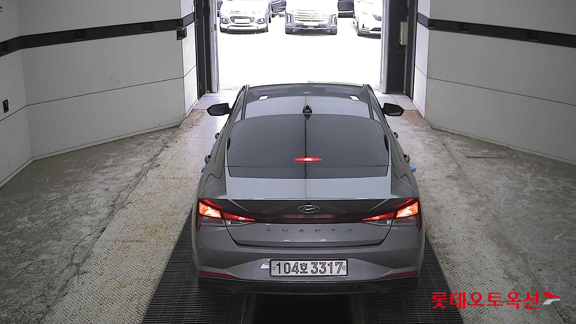 2021 - hyundai avante