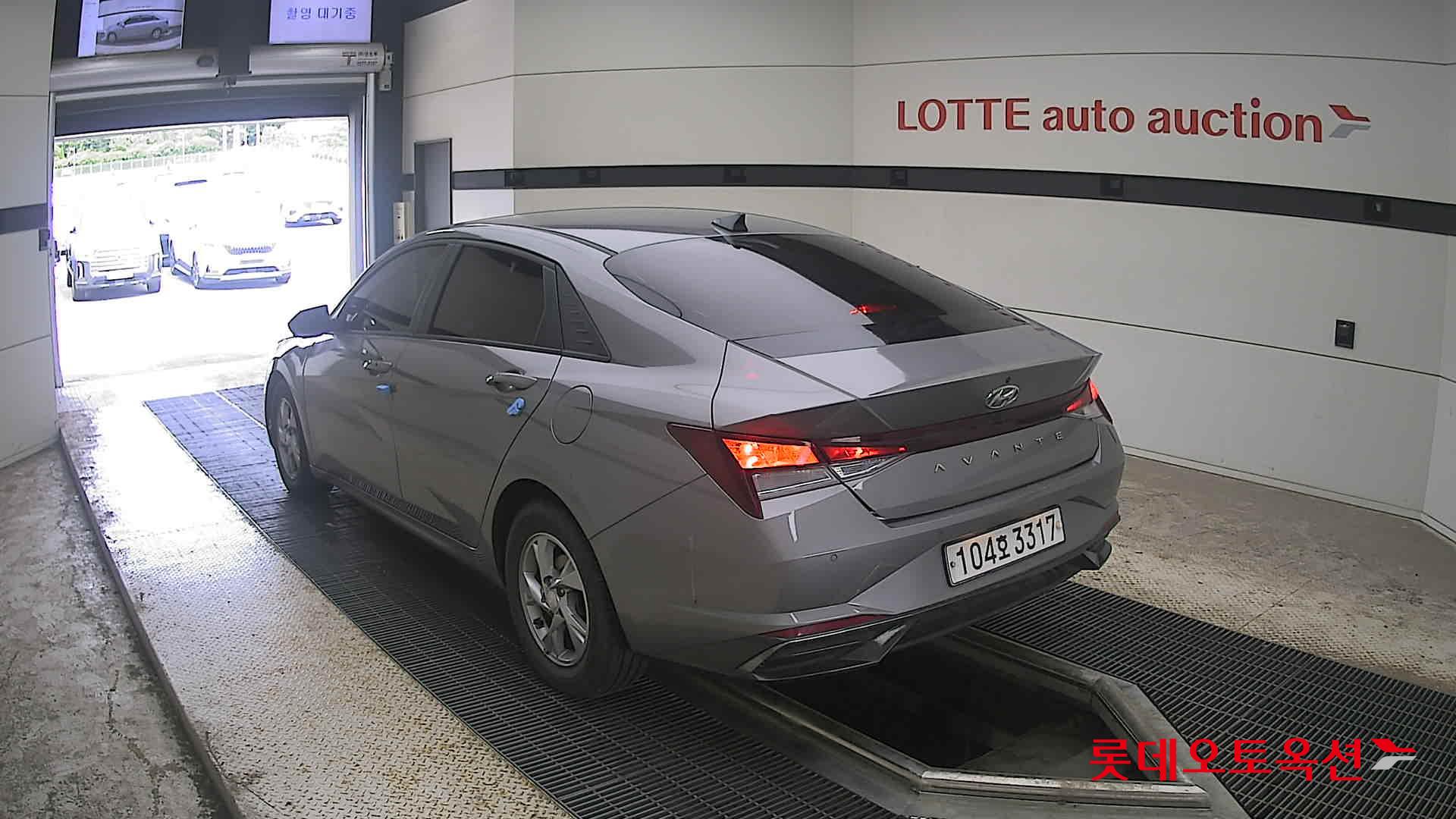 2021 - hyundai avante