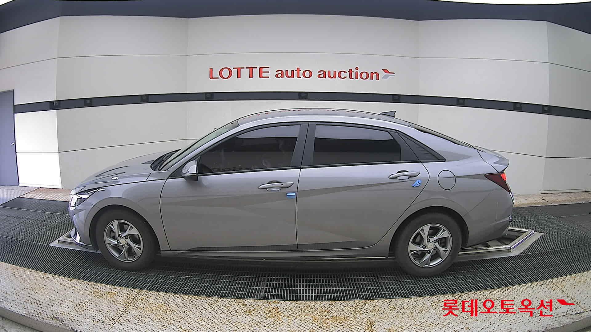 2021 - hyundai avante