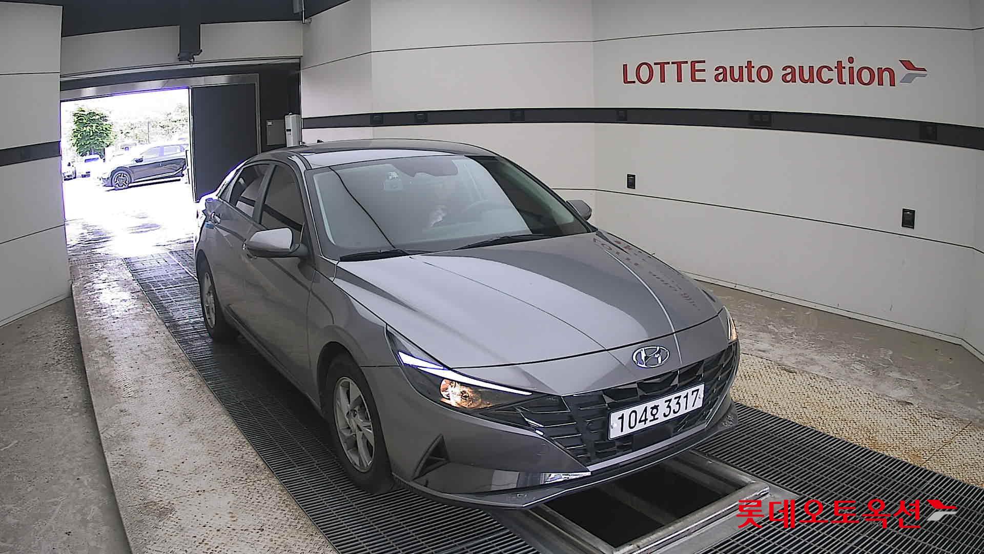 2021 - hyundai avante